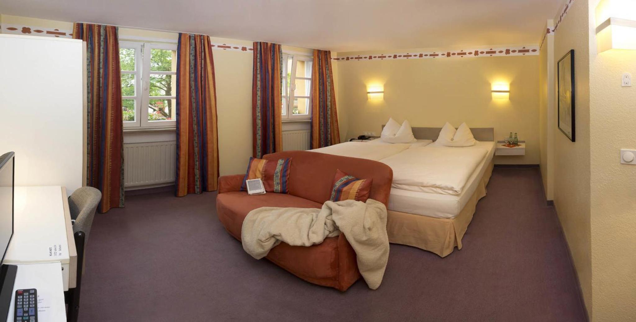 Double Room - Photo 2
