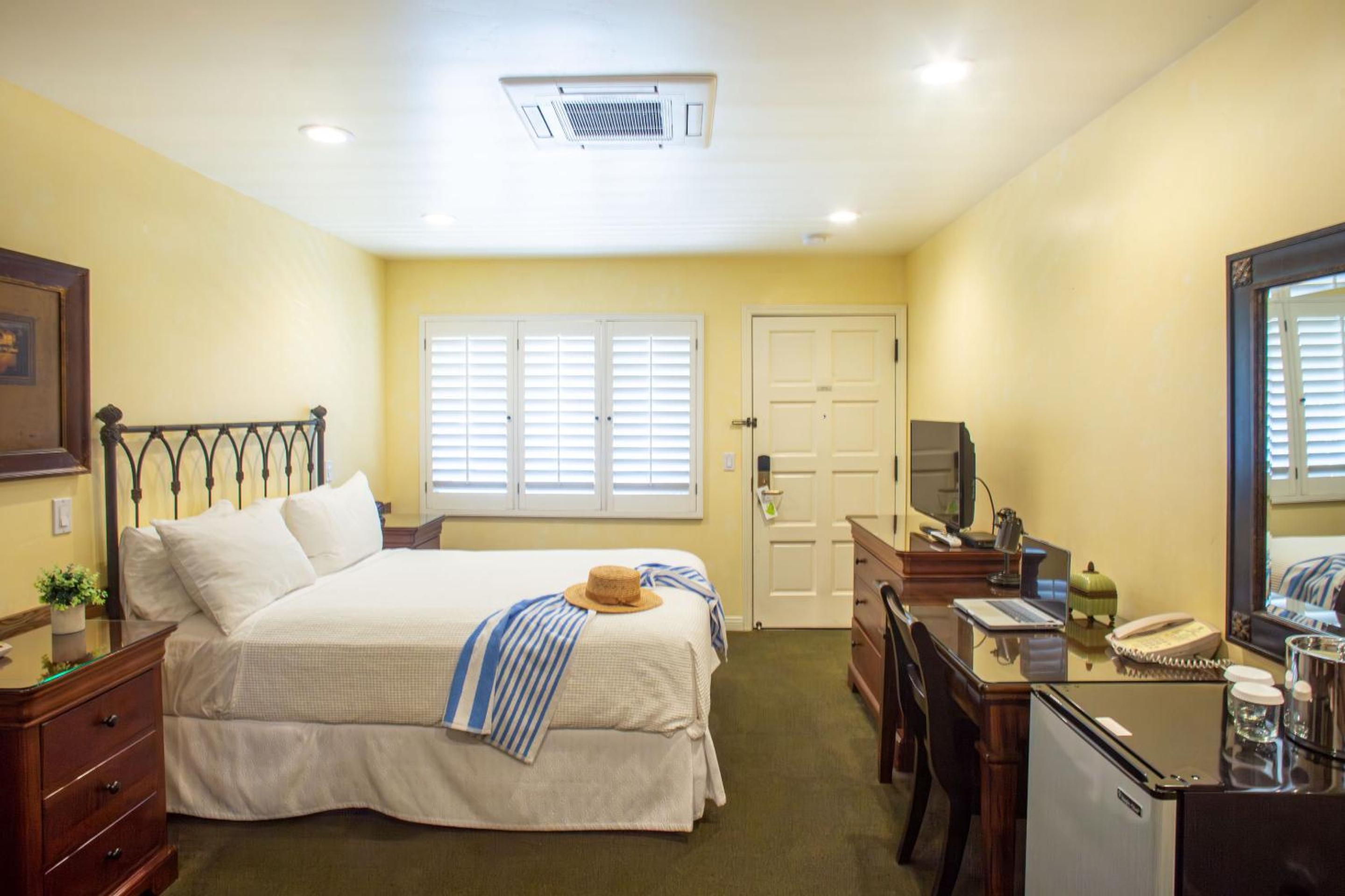 Deluxe Queen Room photo 1