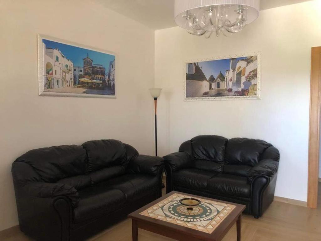 Two-Bedroom House photo 2