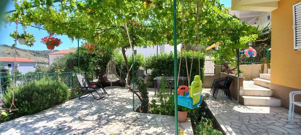 Two-Bedroom Apartment with Terrace photo 3