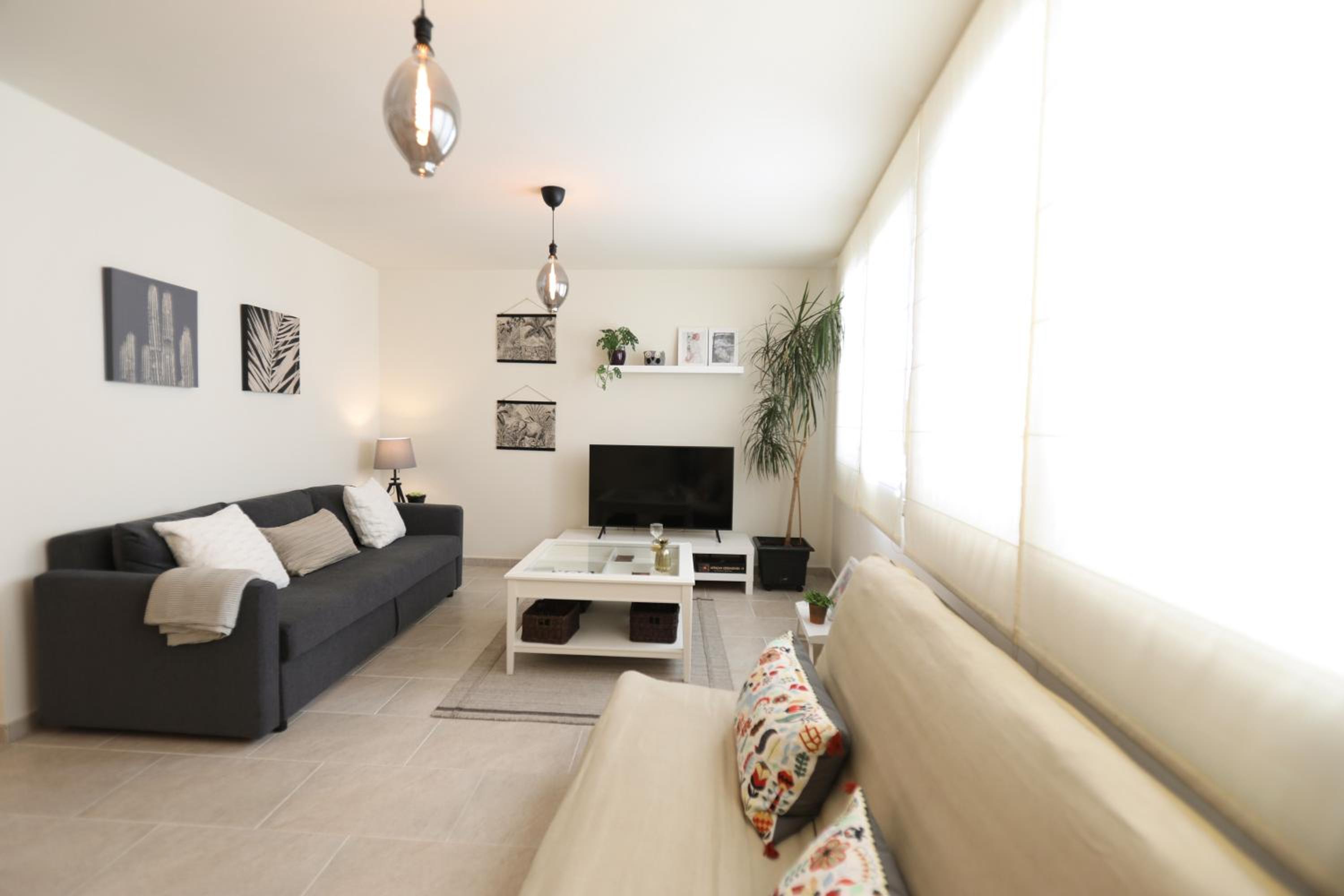 Apartment - Ground Floor photo 2
