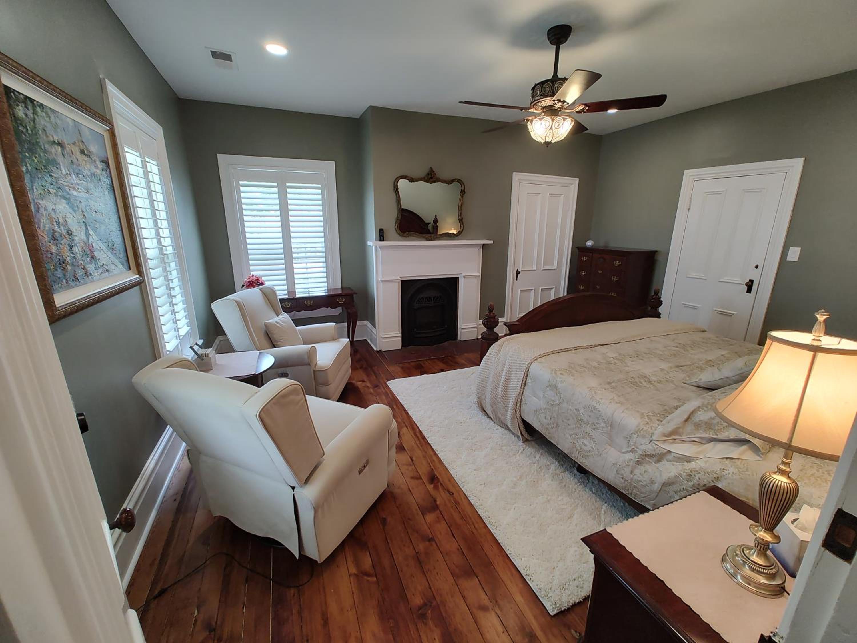 King Room with Mountain View - Photo 1