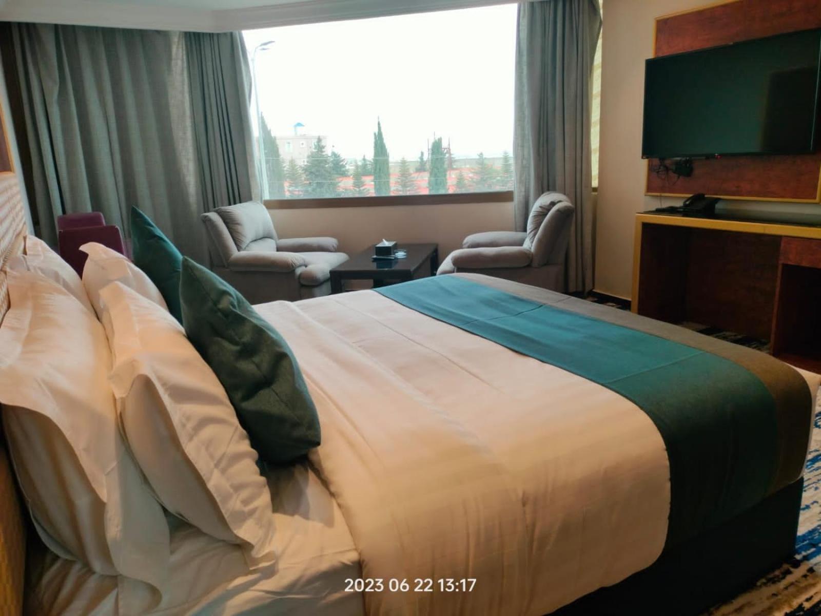 One-Bedroom Suite