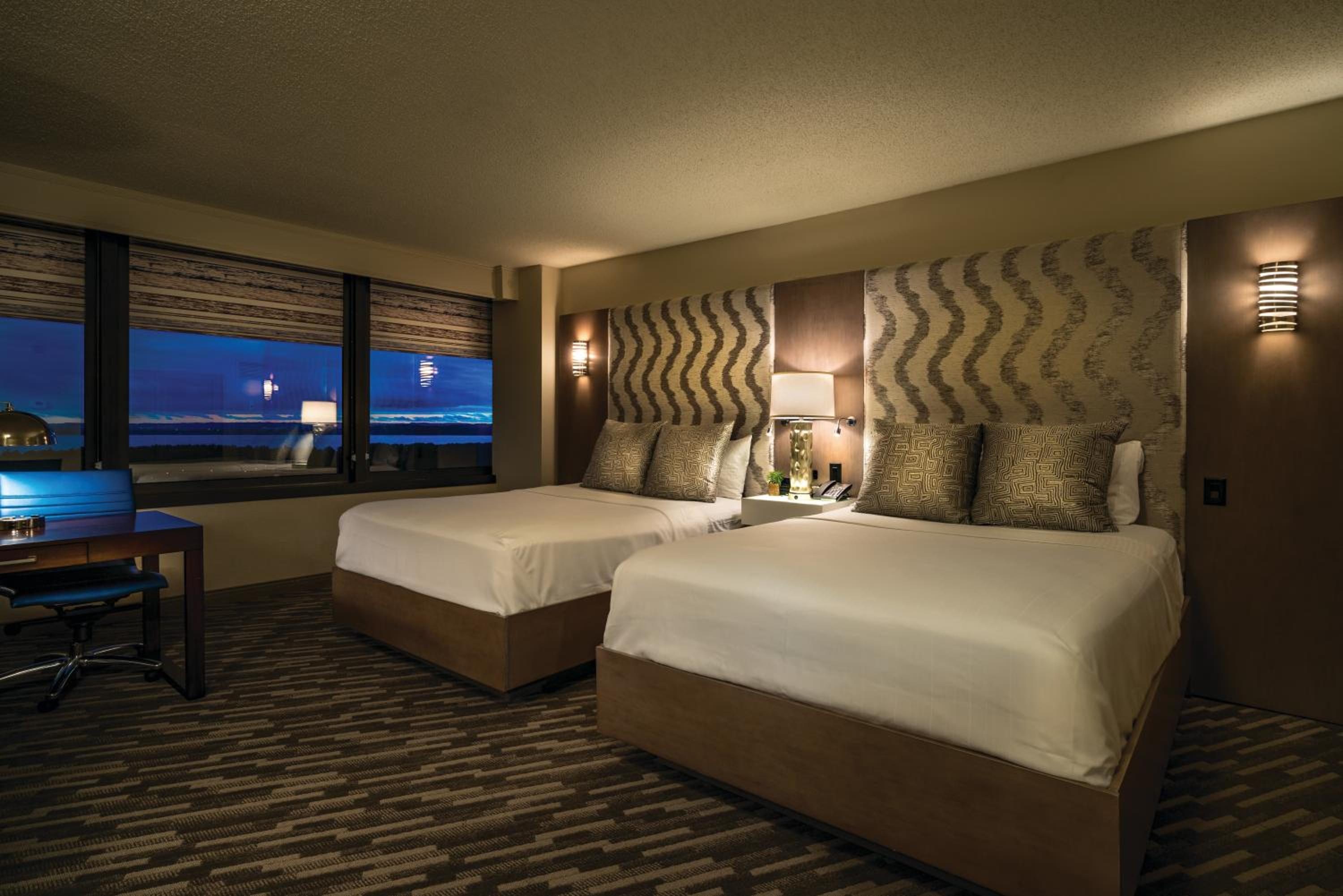 Quadruple Room with Lake View