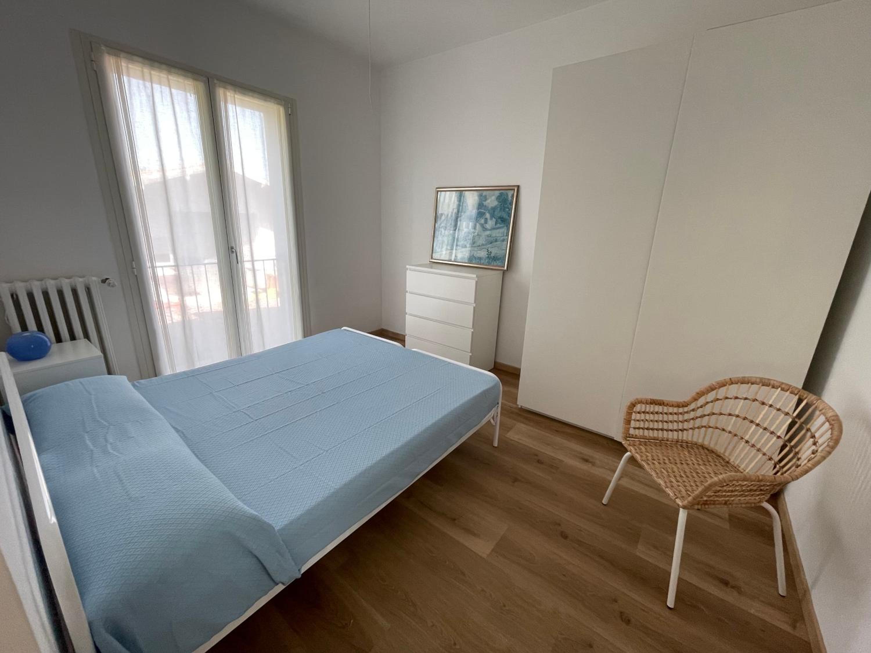 Three-Bedroom House photo 2