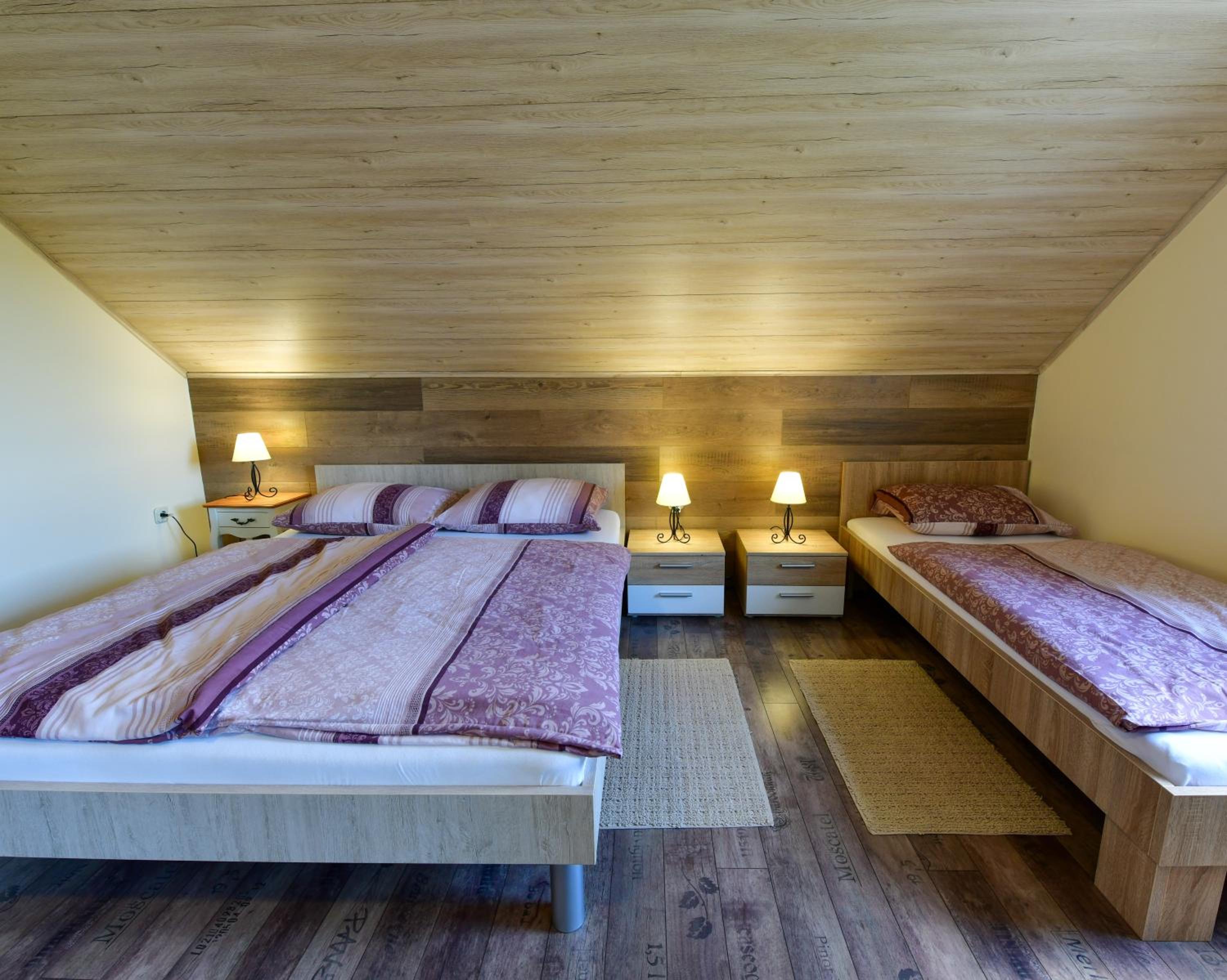 Two-Bedroom Apartment - Photo 9