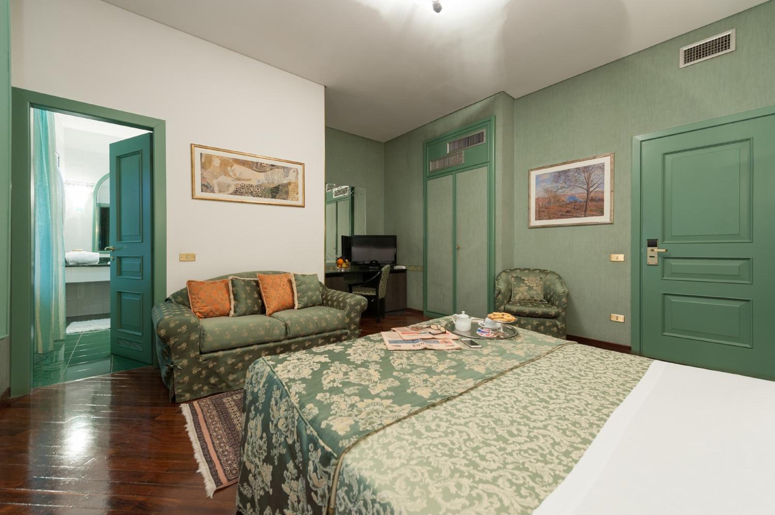 Triple Room photo 2