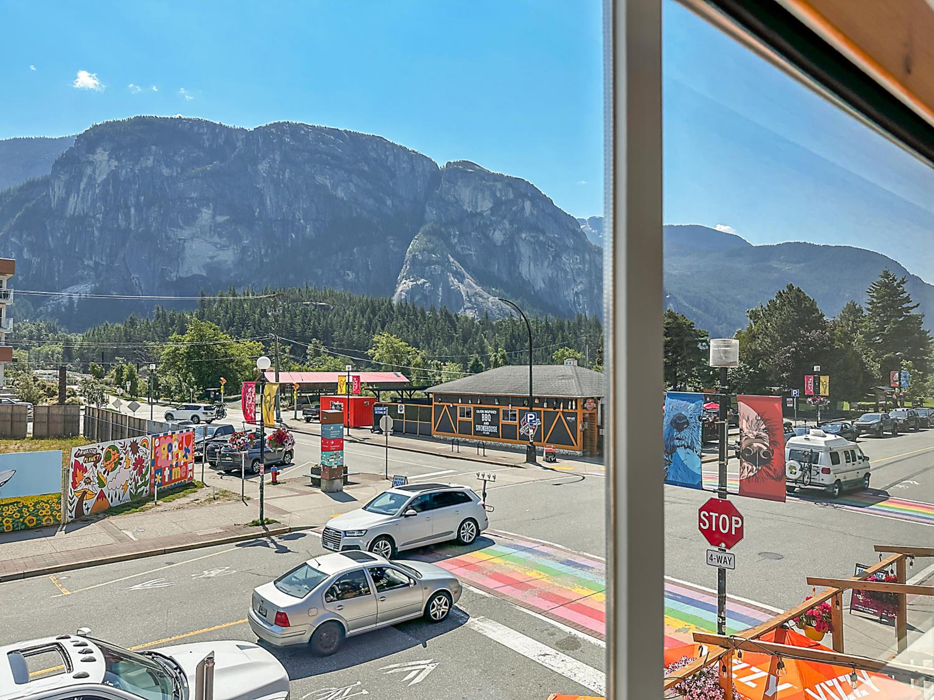 King Room with Mountain View - Photo 2