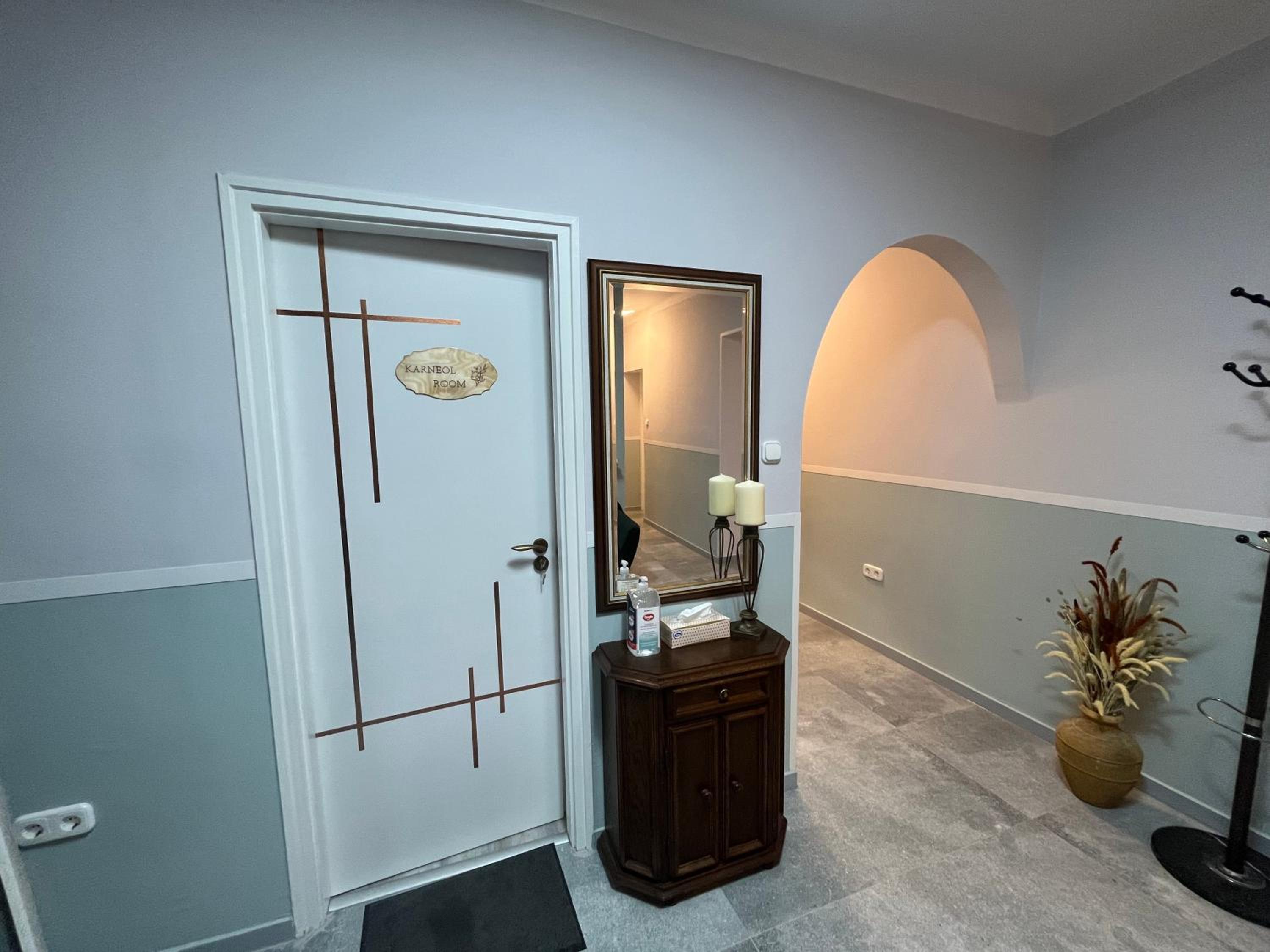 Twin Room With Garden View photo 3