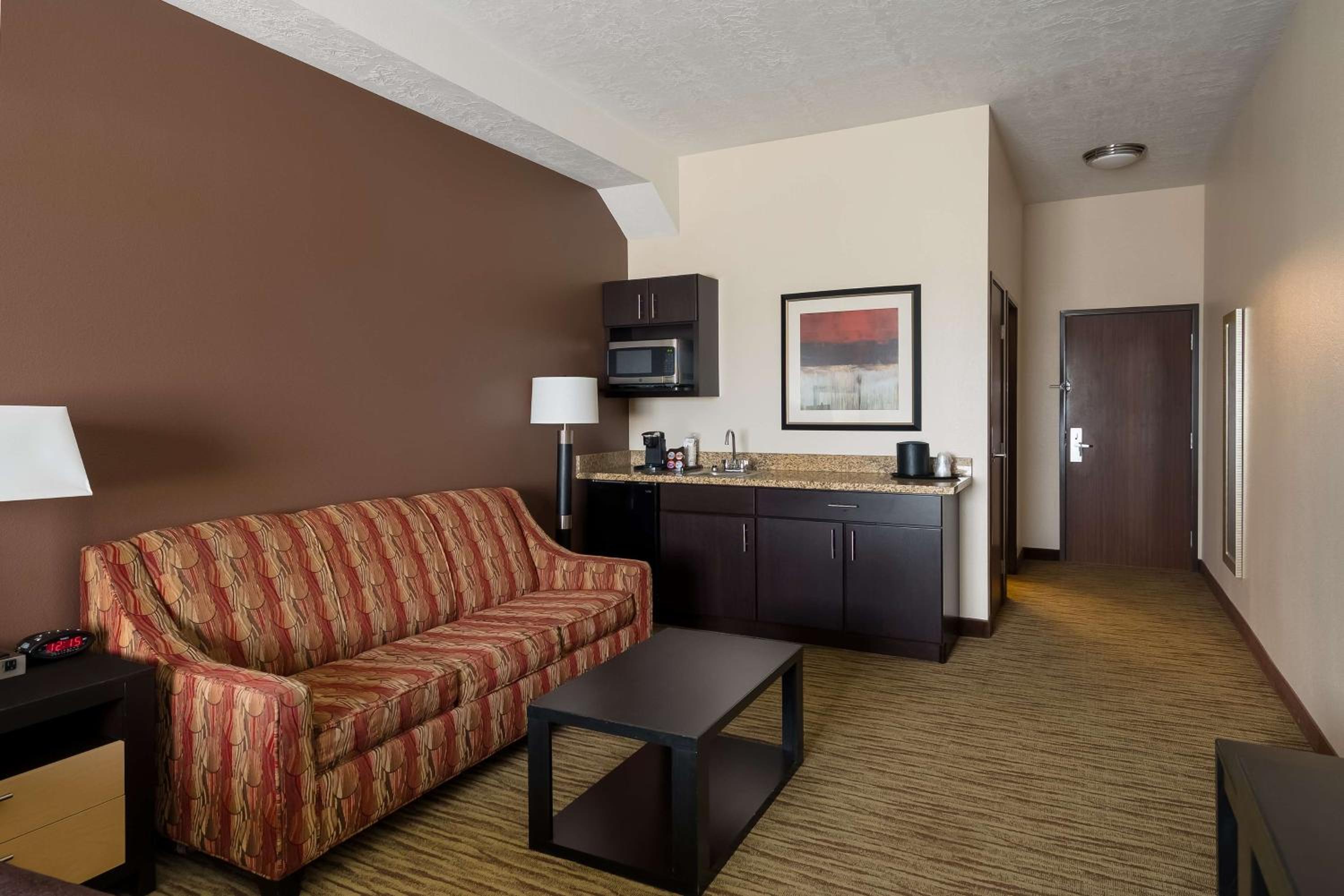 King Room with Sofa Bed