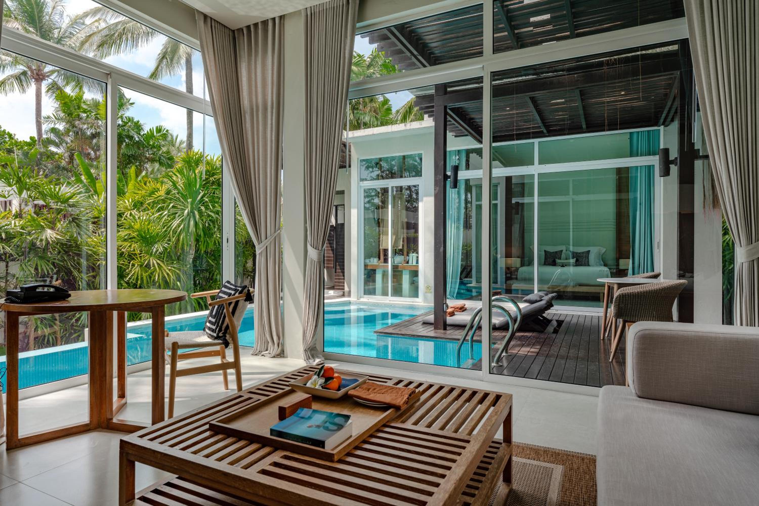 Signature Pool Villa photo 3