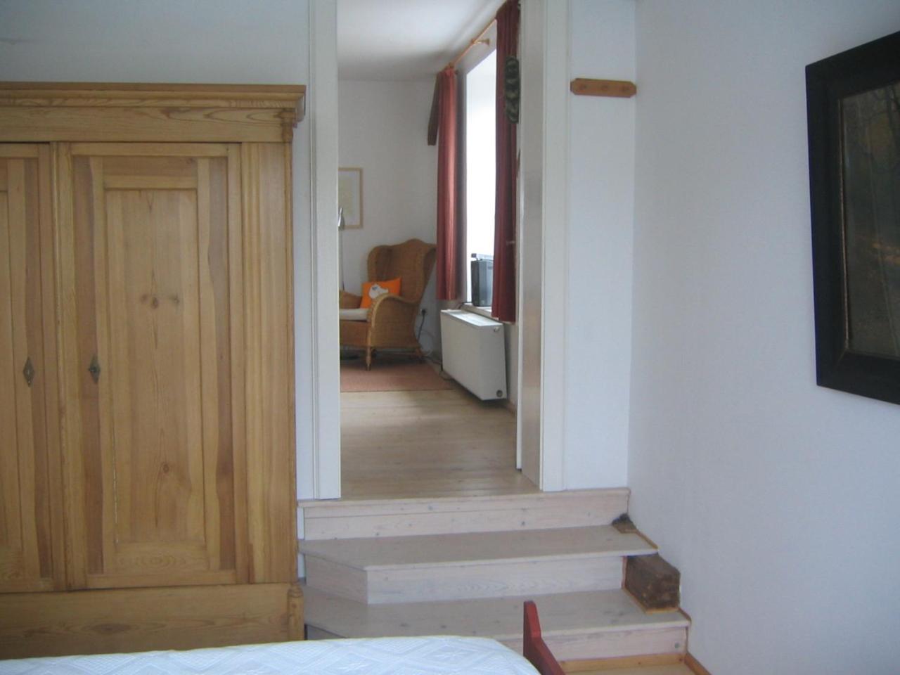 One-Bedroom Apartment photo 3