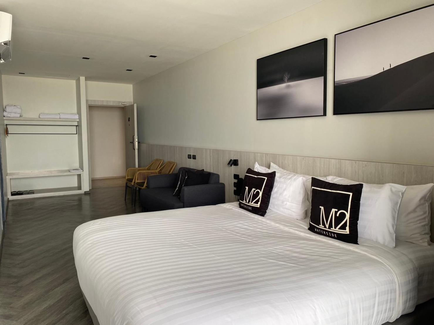 Deluxe Room - Photo 3
