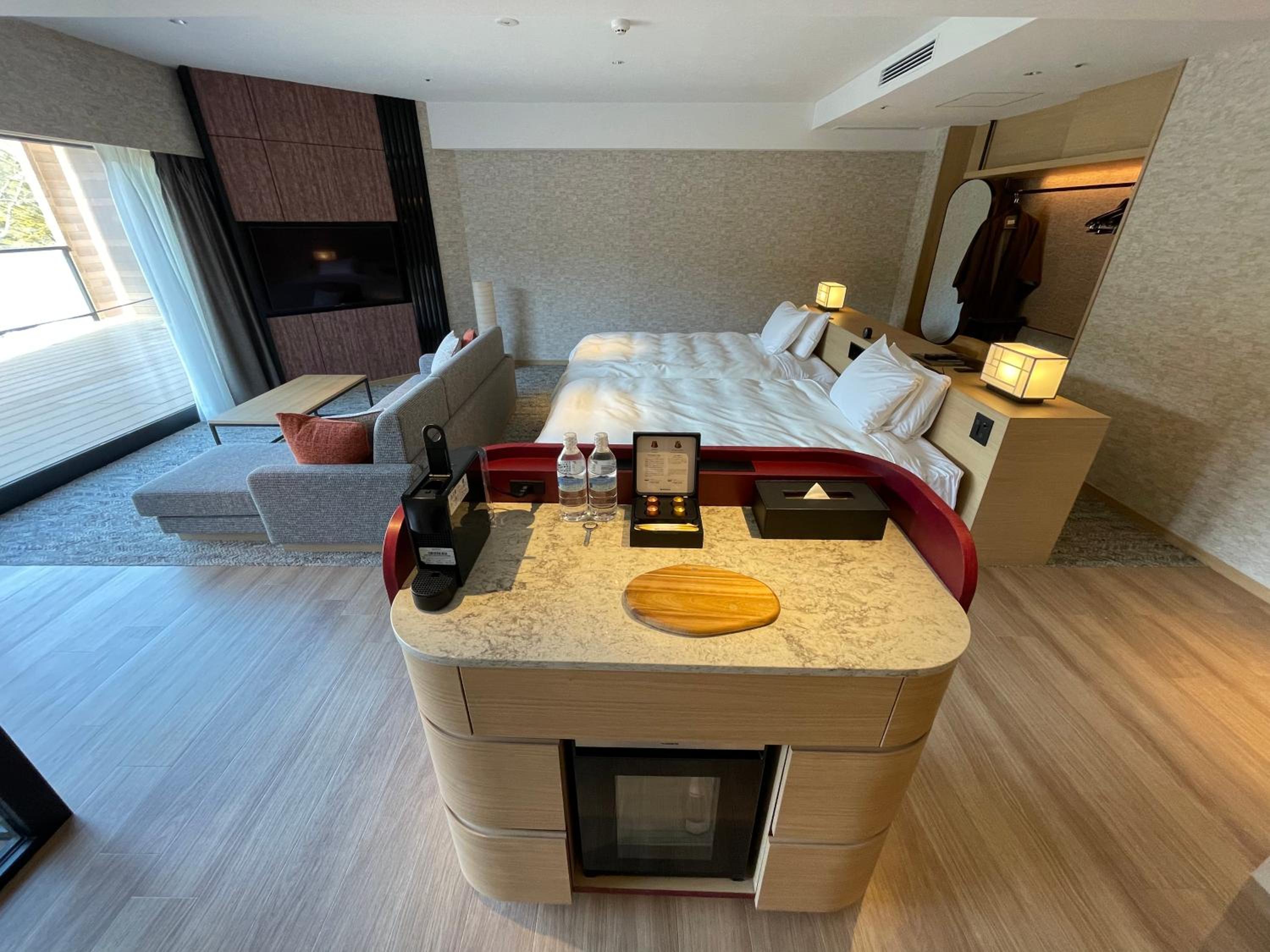 Deluxe Twin Room Mountain View with Private bath room-Non-Smorking photo 2