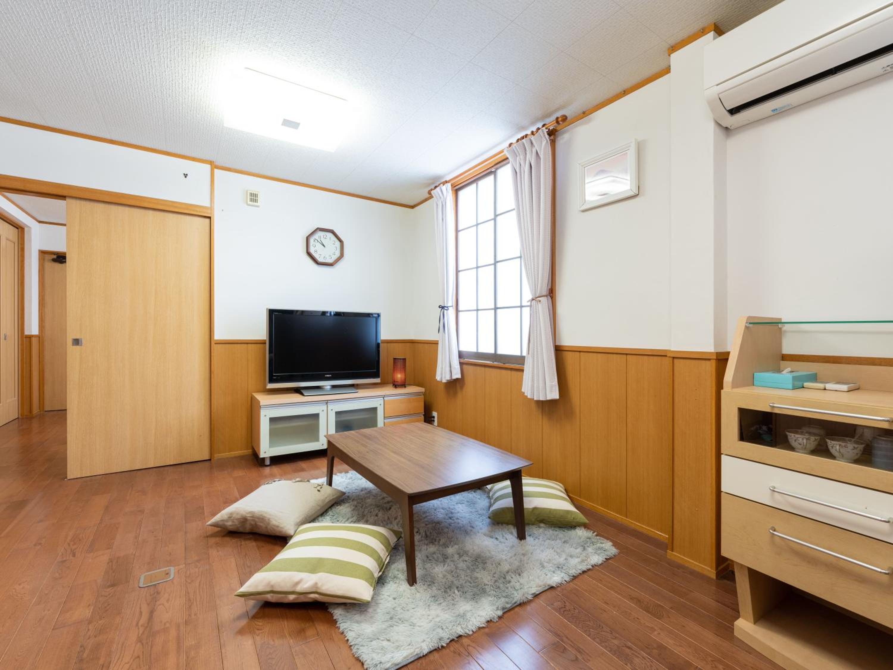 Standard Family Room - Photo 1
