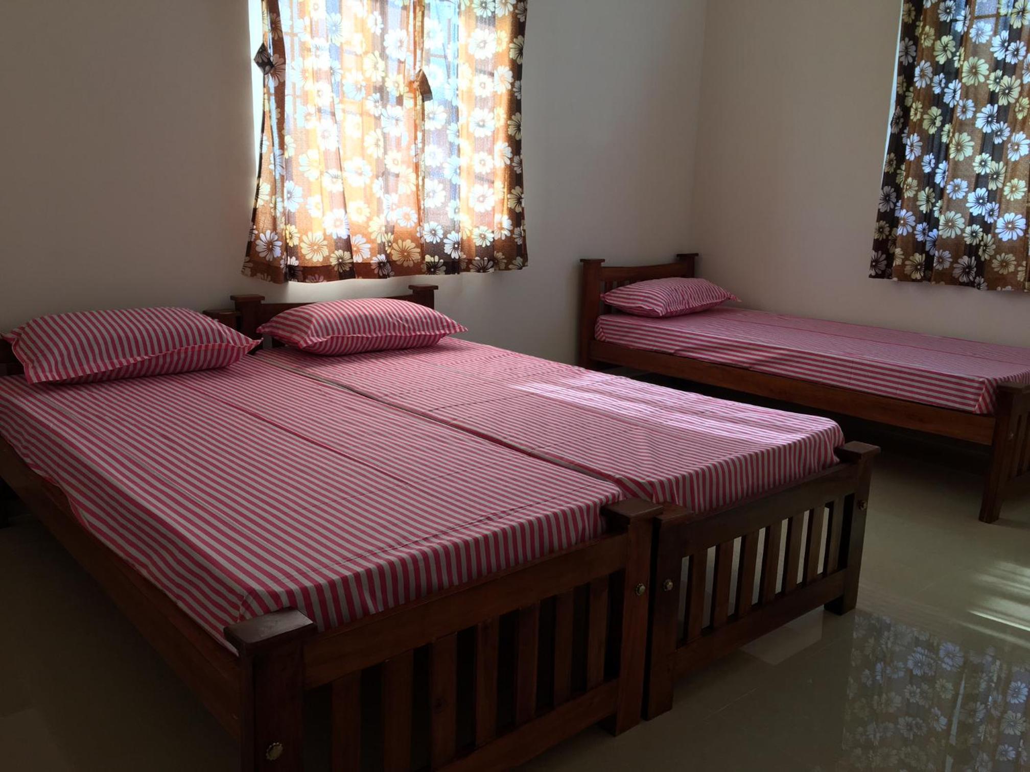 Deluxe Triple Room - Photo 1