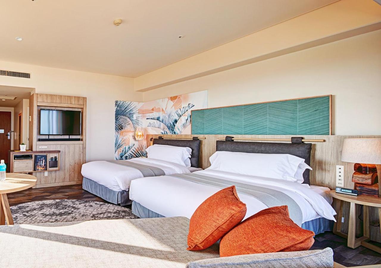 Twin Room with Ocean View - Club Inter Continental/High Floor, photo 6