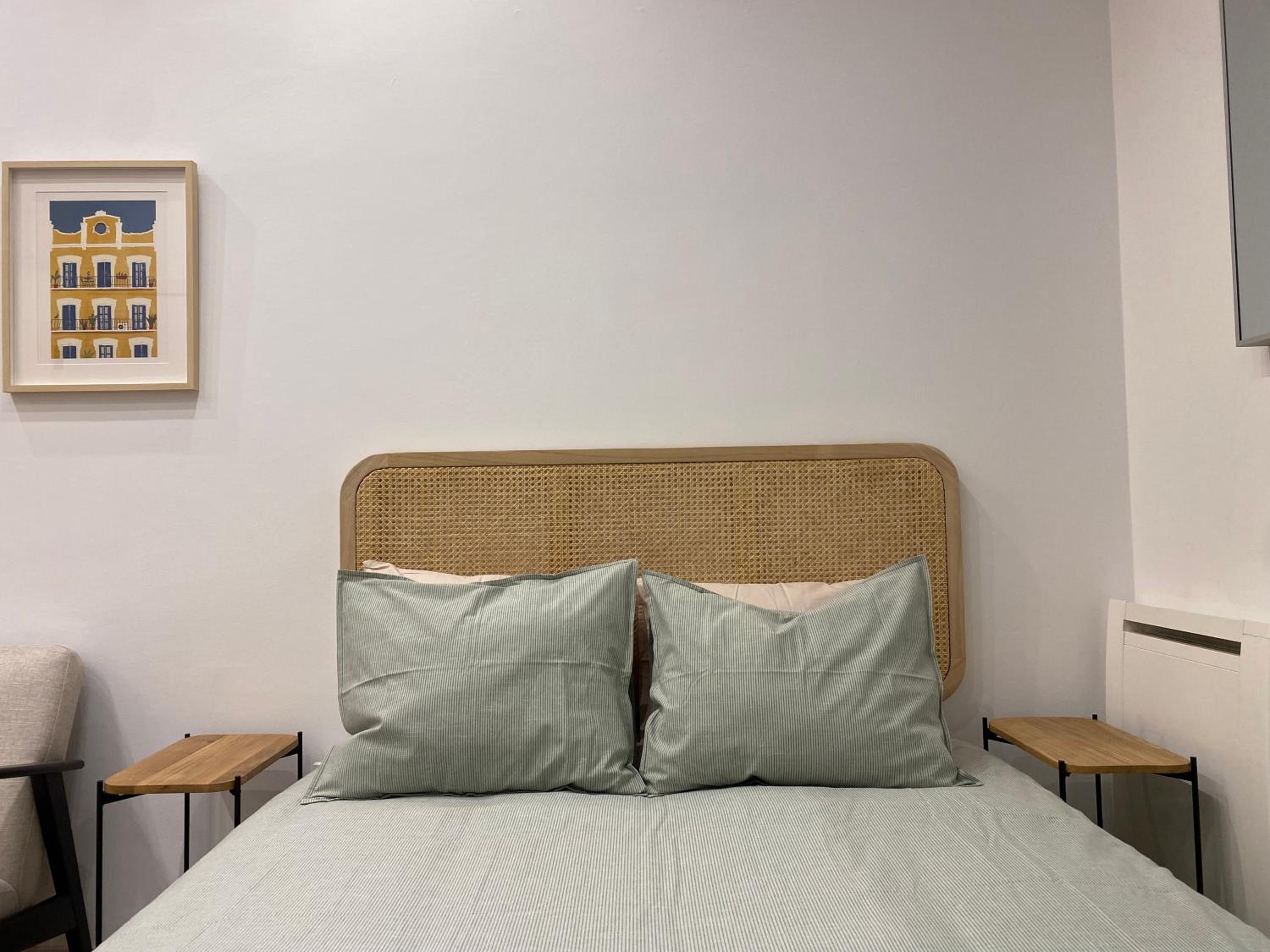 One-Bedroom Apartment photo 3