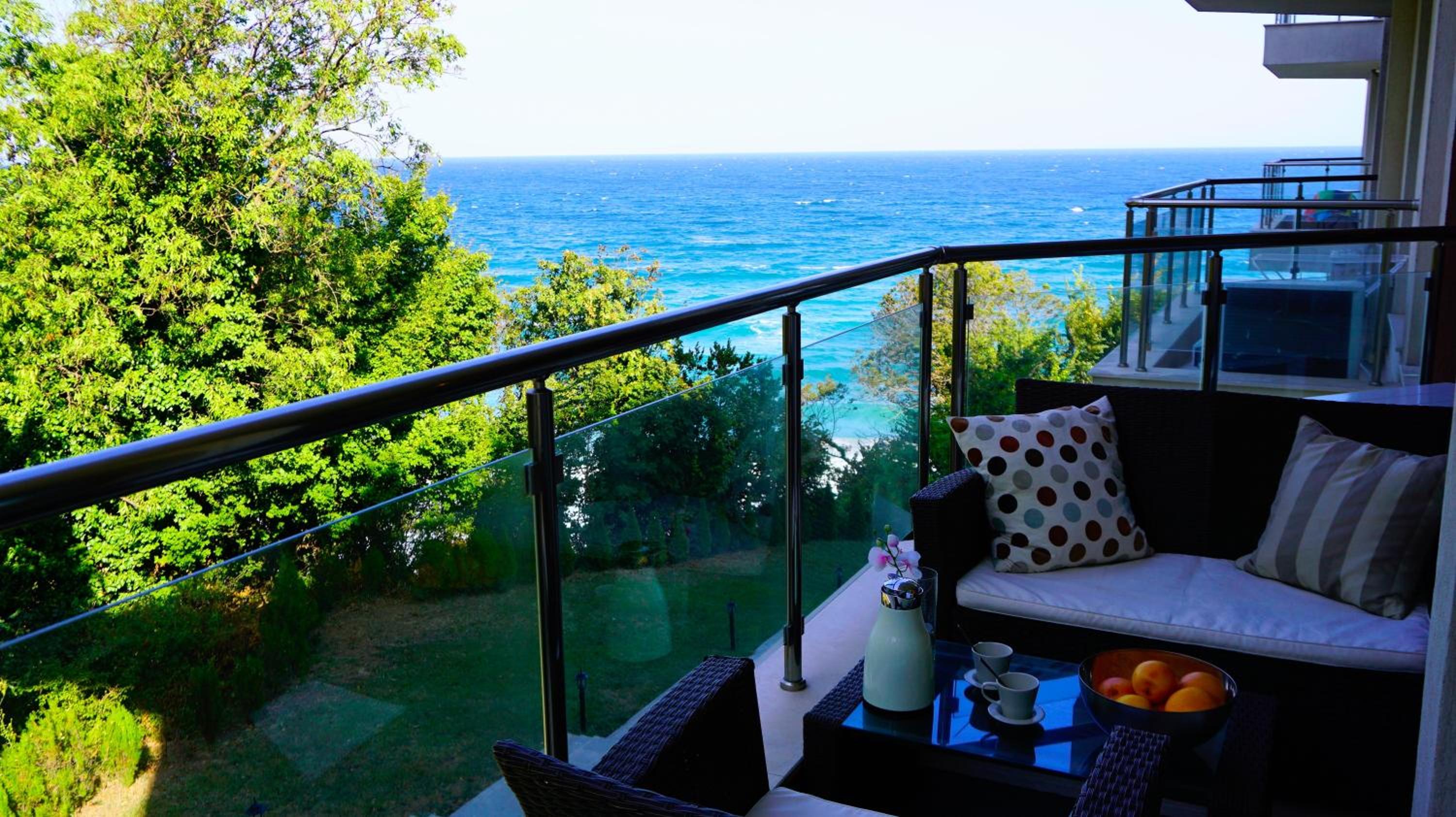 Apartment with Sea View