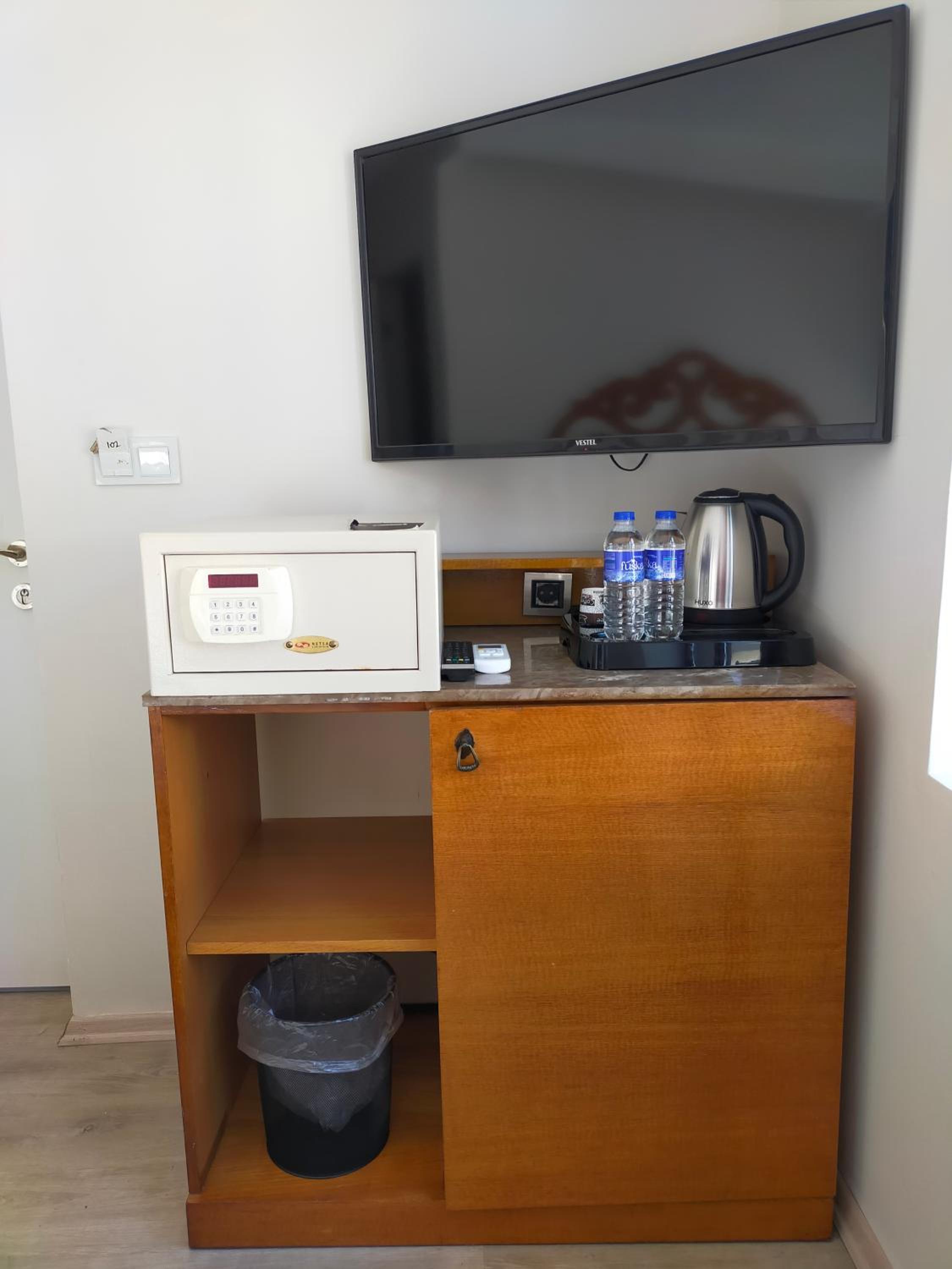 Standard Double Room - Photo 4