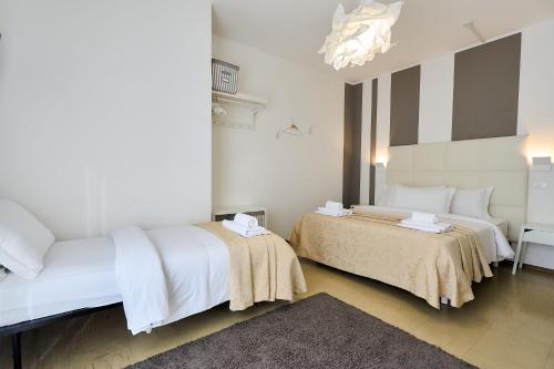Superior Triple Room photo 2