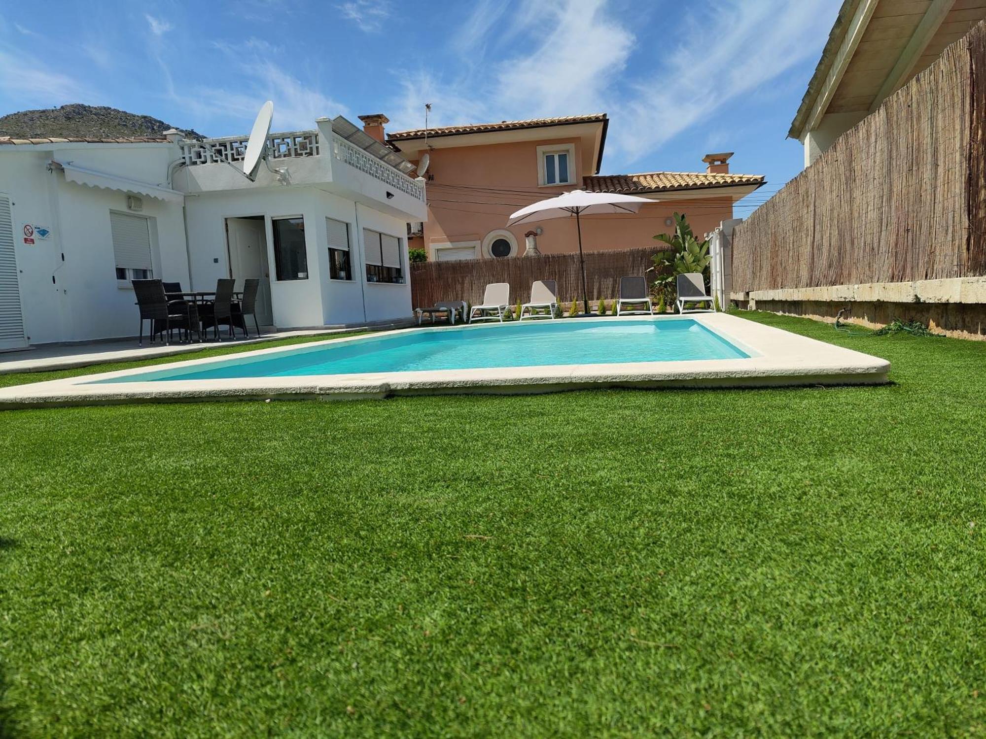 Villa with Private Pool photo 3