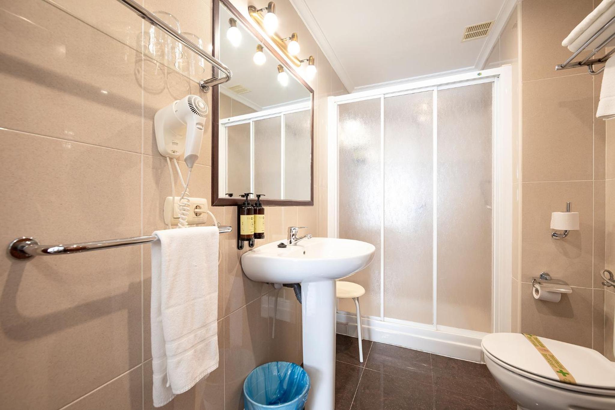 Standard Single Room with Sea View photo 2