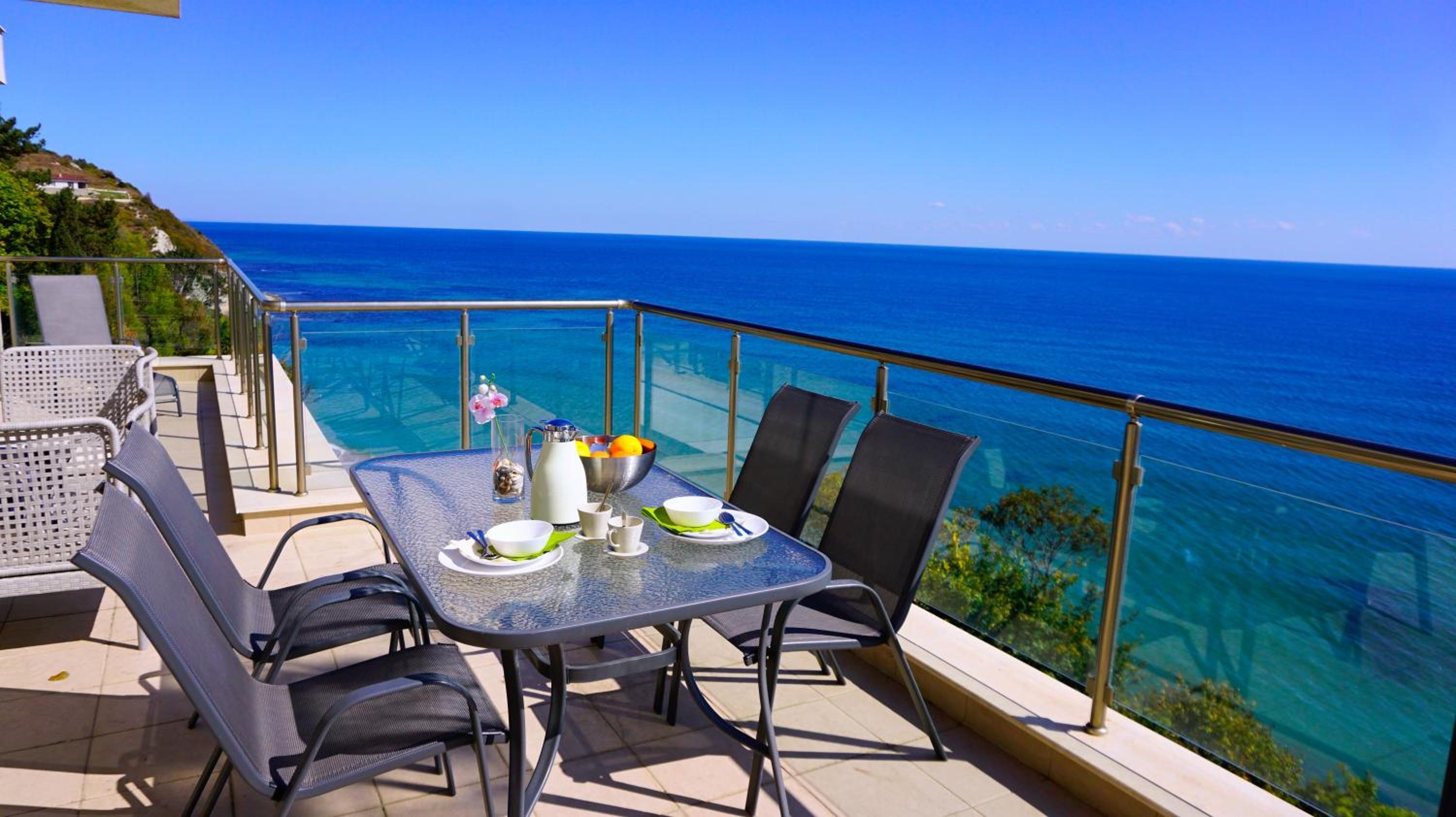 Apartment with Sea View photo 3