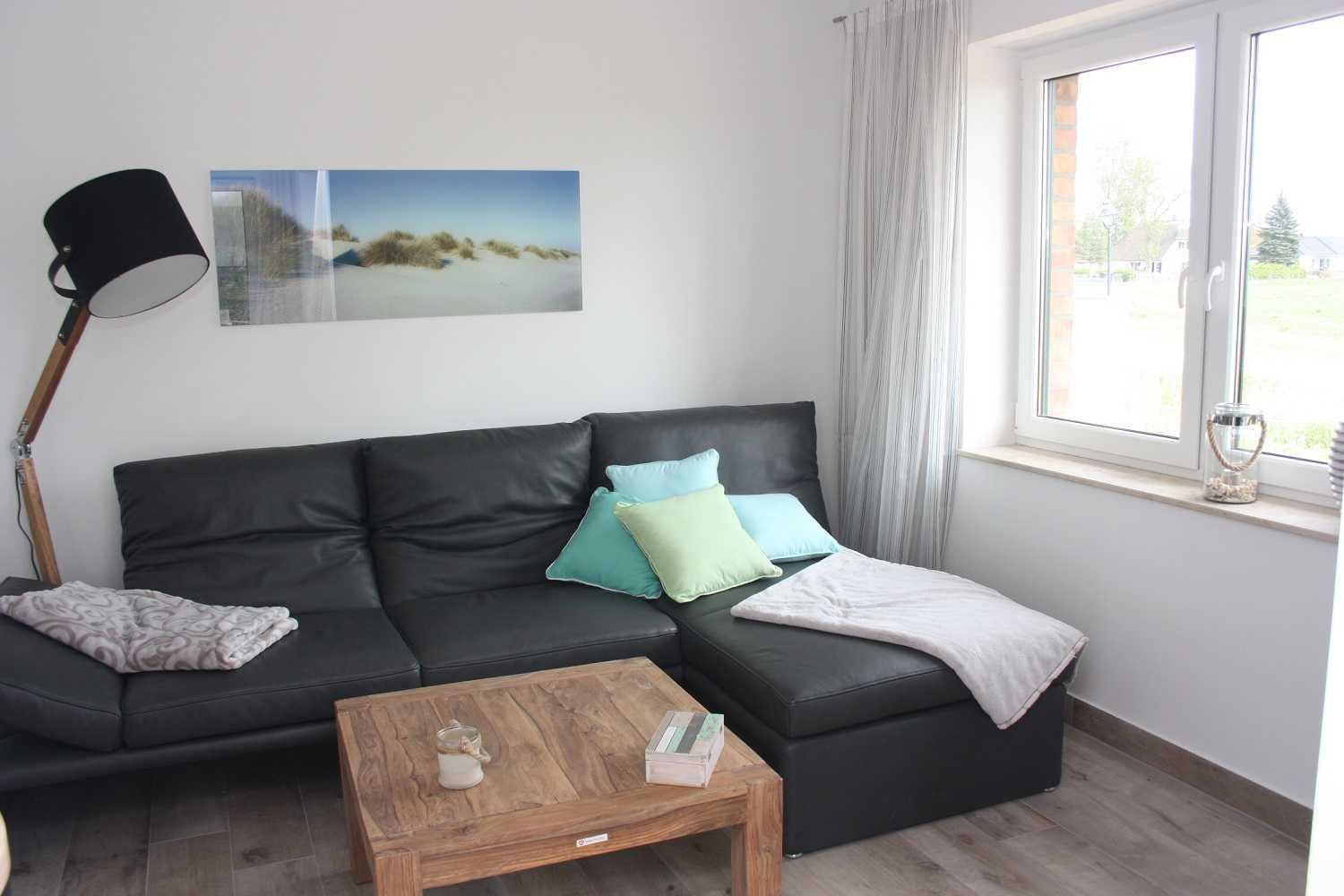 Two-Bedroom House photo 3