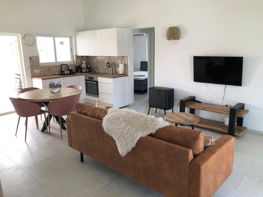 Three-Bedroom Villa photo 2