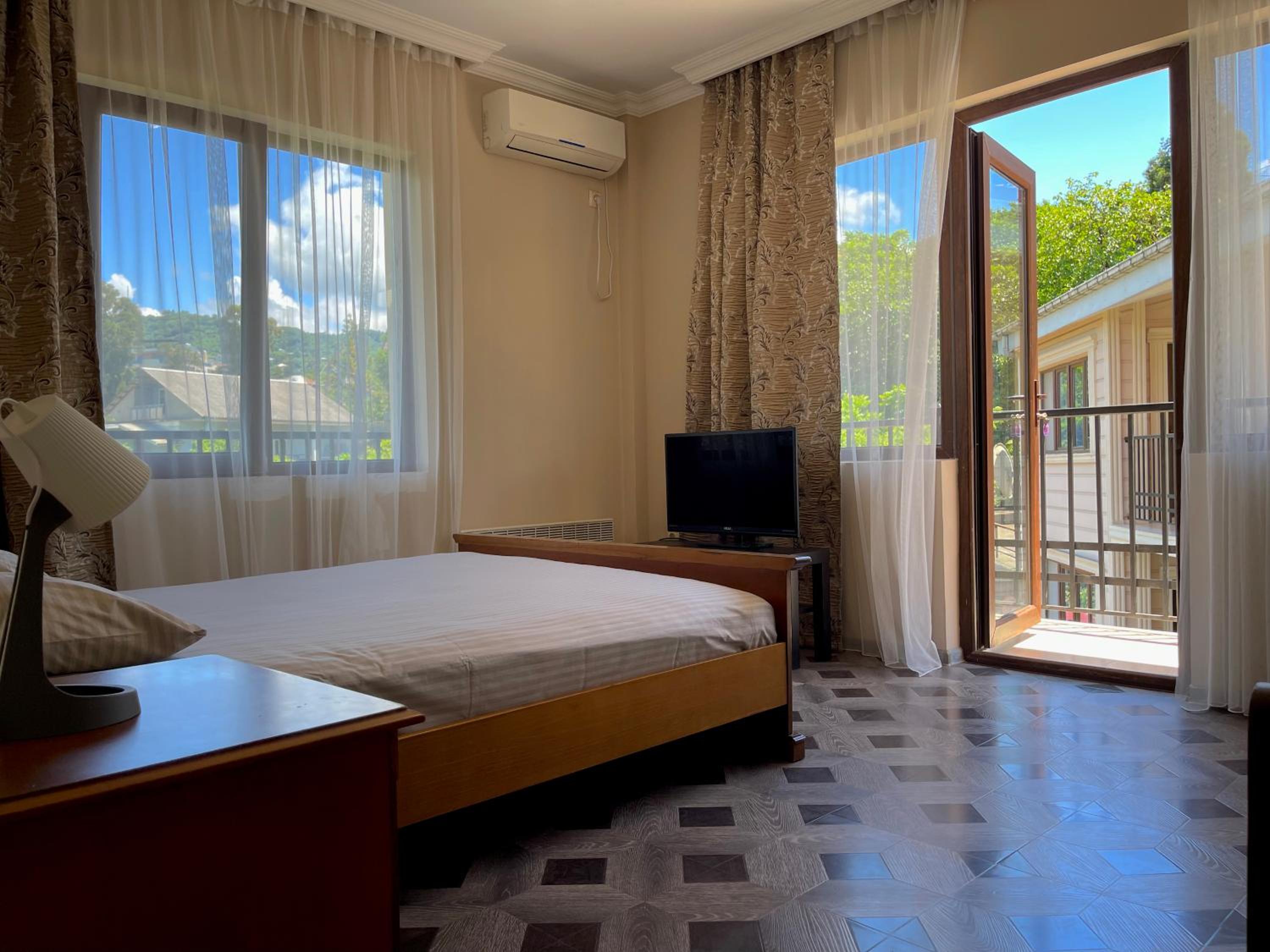 Budget Triple Room photo 2