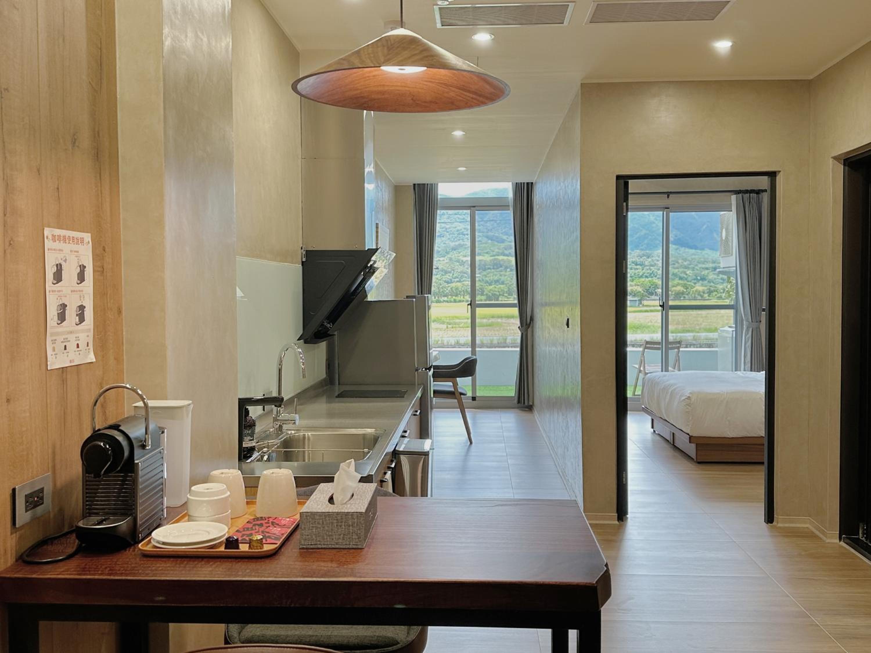 King Room with Mountain View photo 3