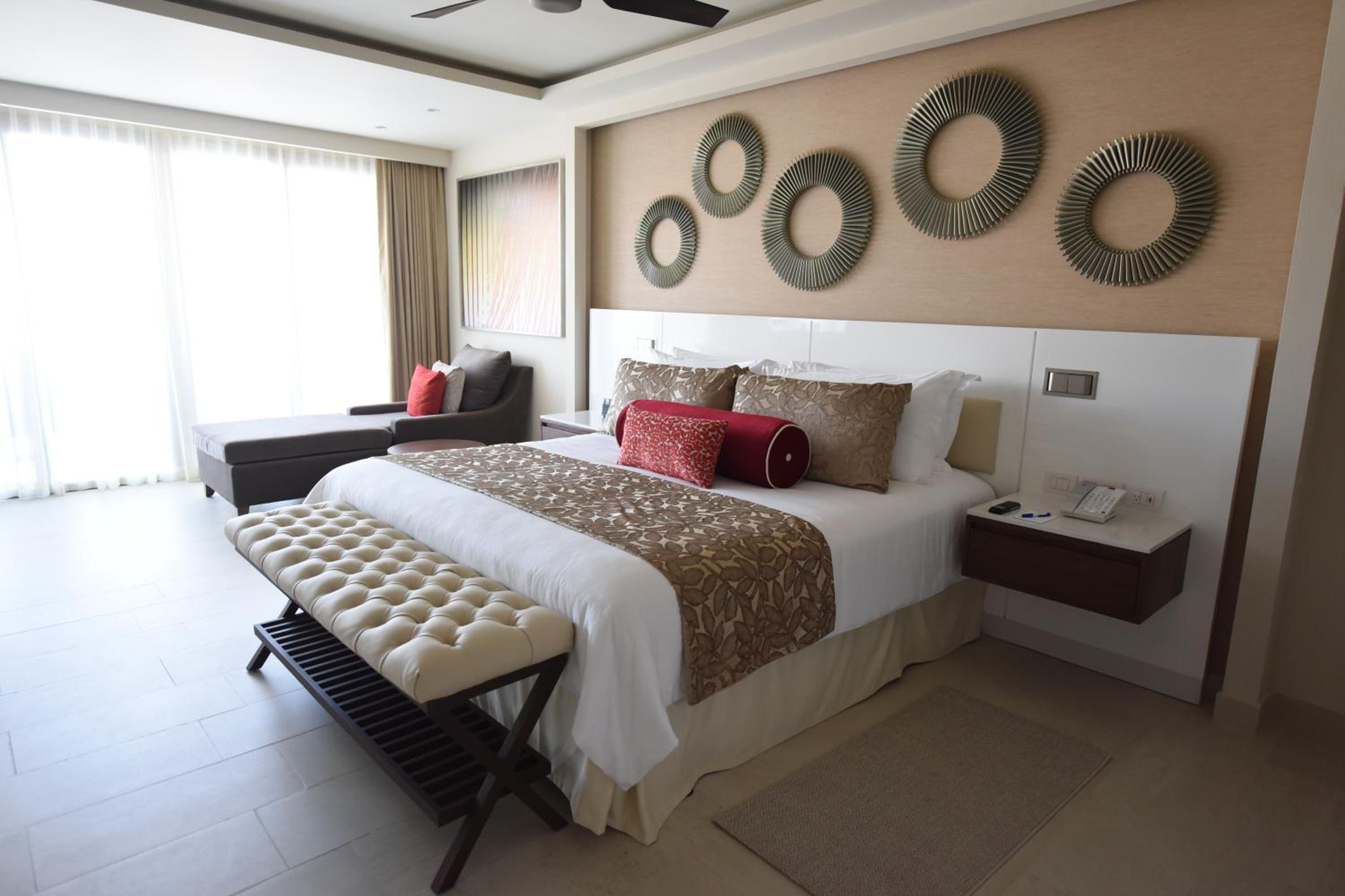 Luxury Junior Suite photo 3