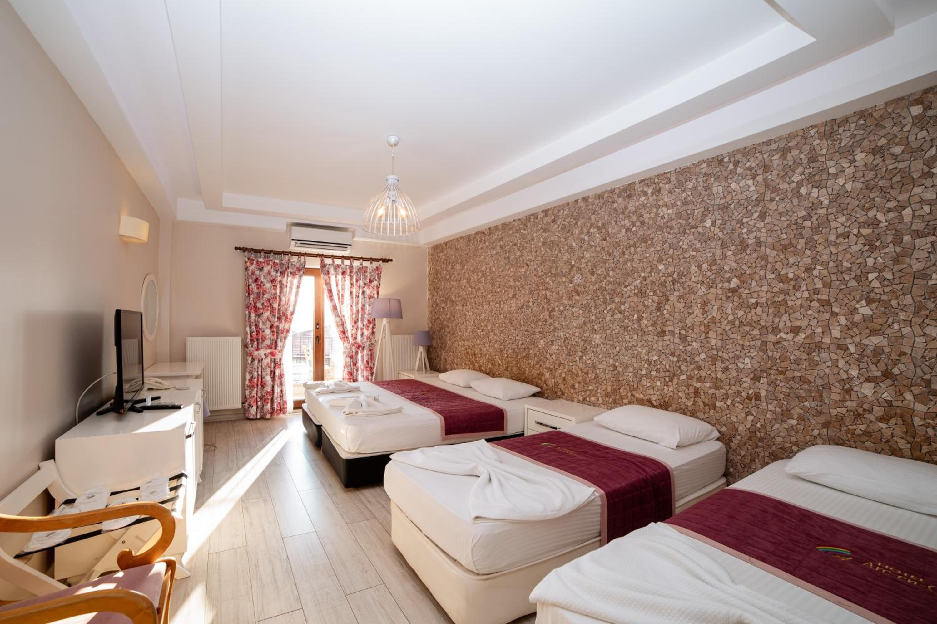 Quadruple Room photo 1
