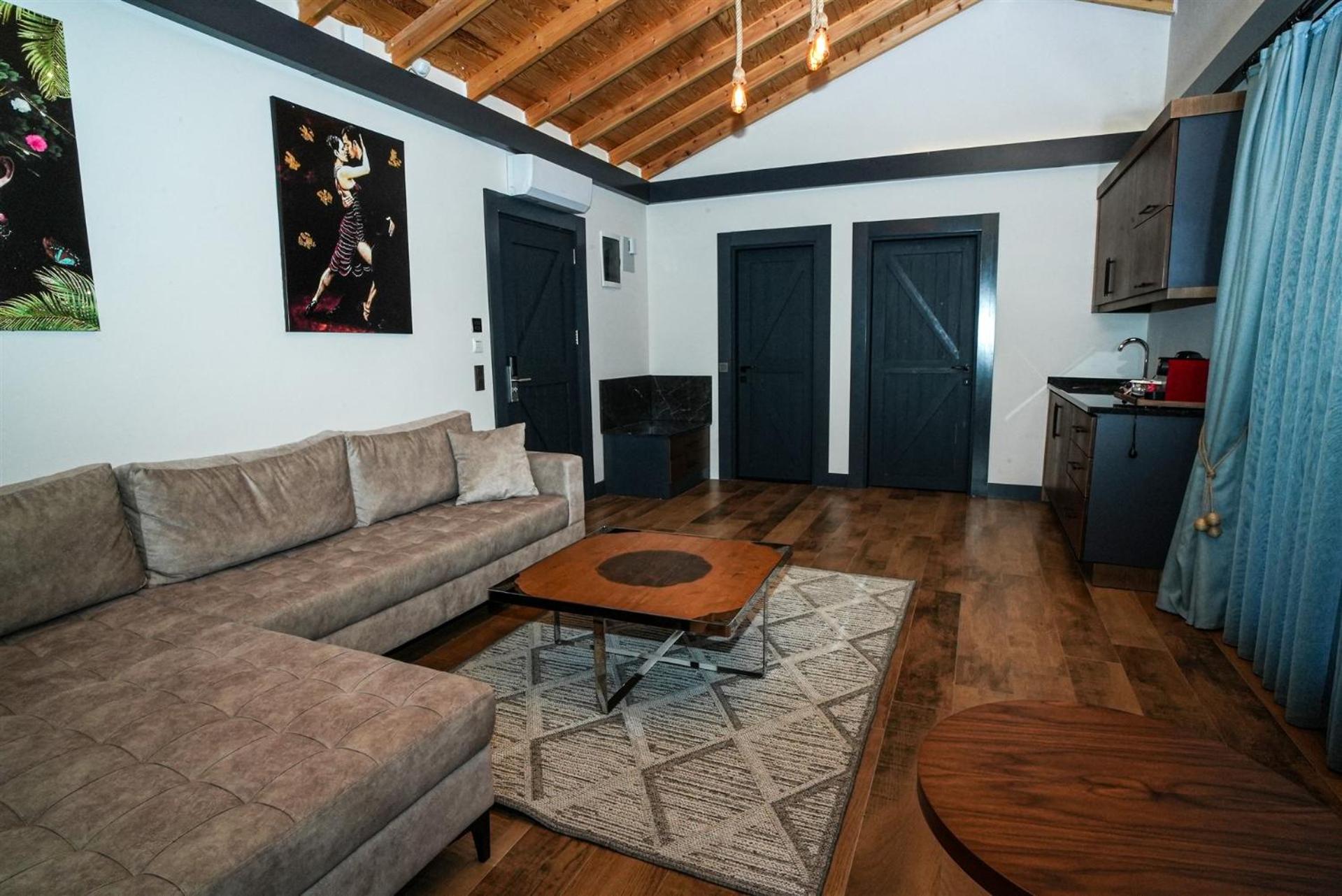 Eros Suite - Photo 5