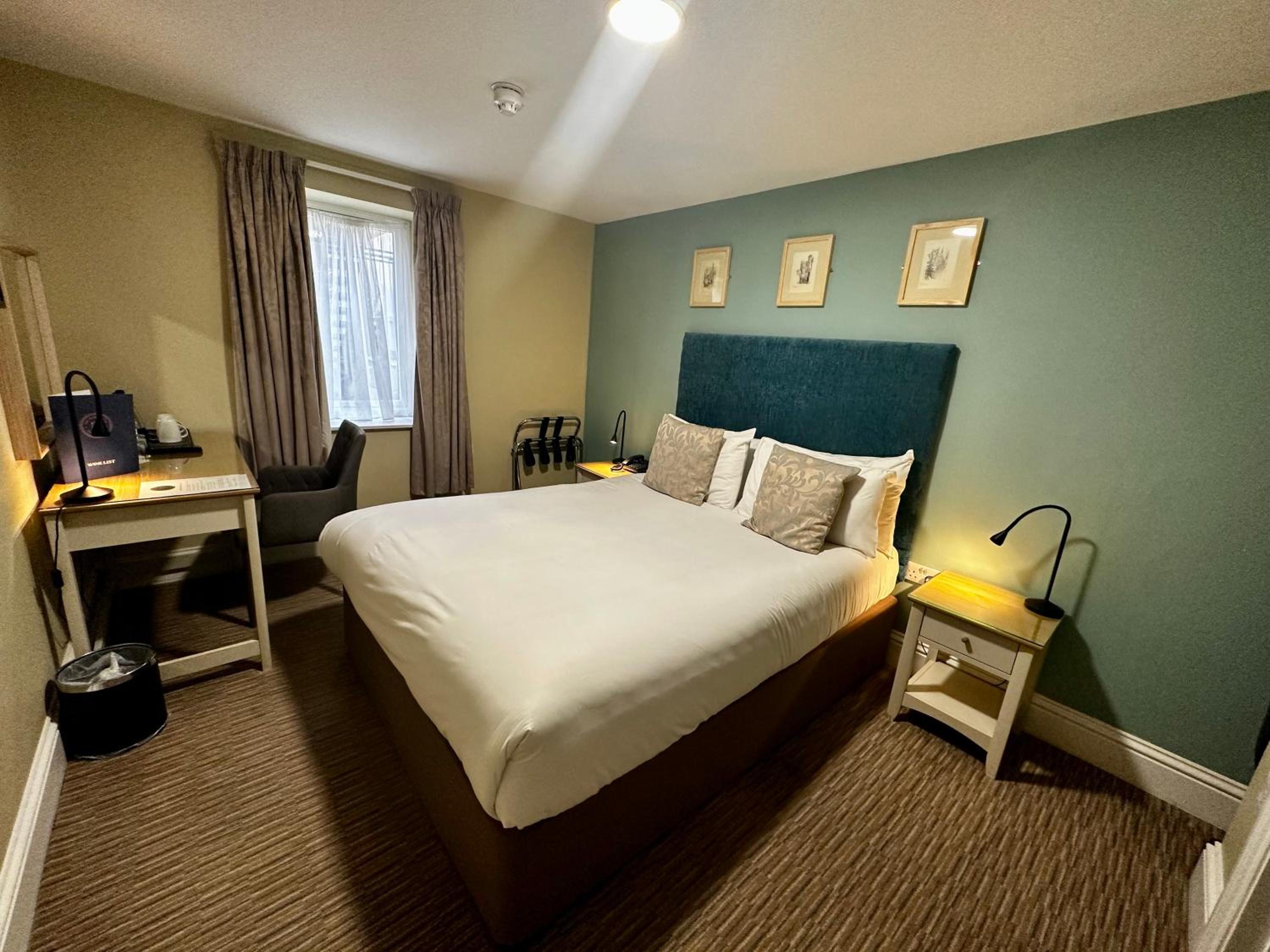 Classic King Room - Photo 3
