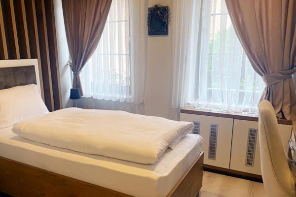 Single Room photo 3