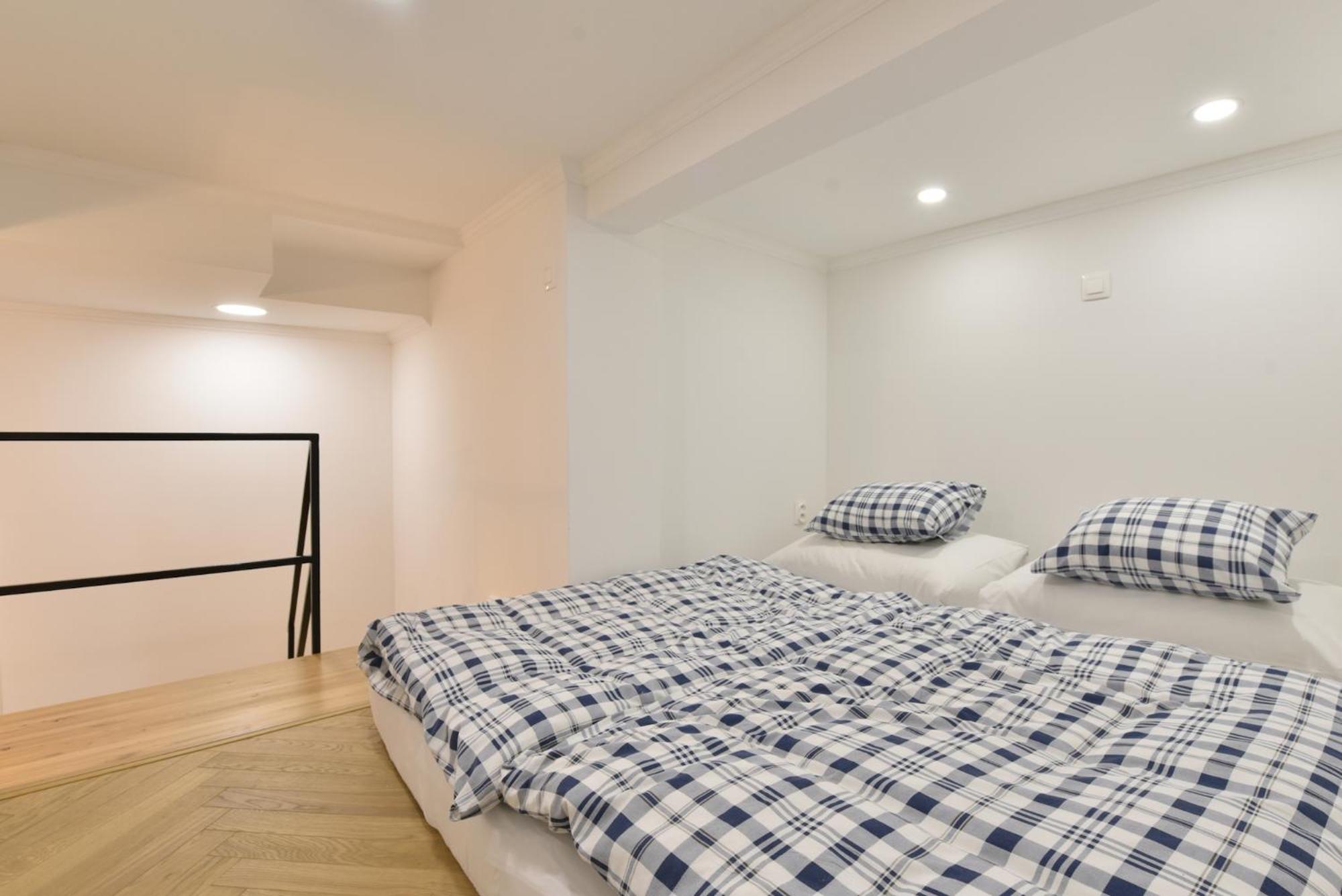 Two-Bedroom Apartment photo 3