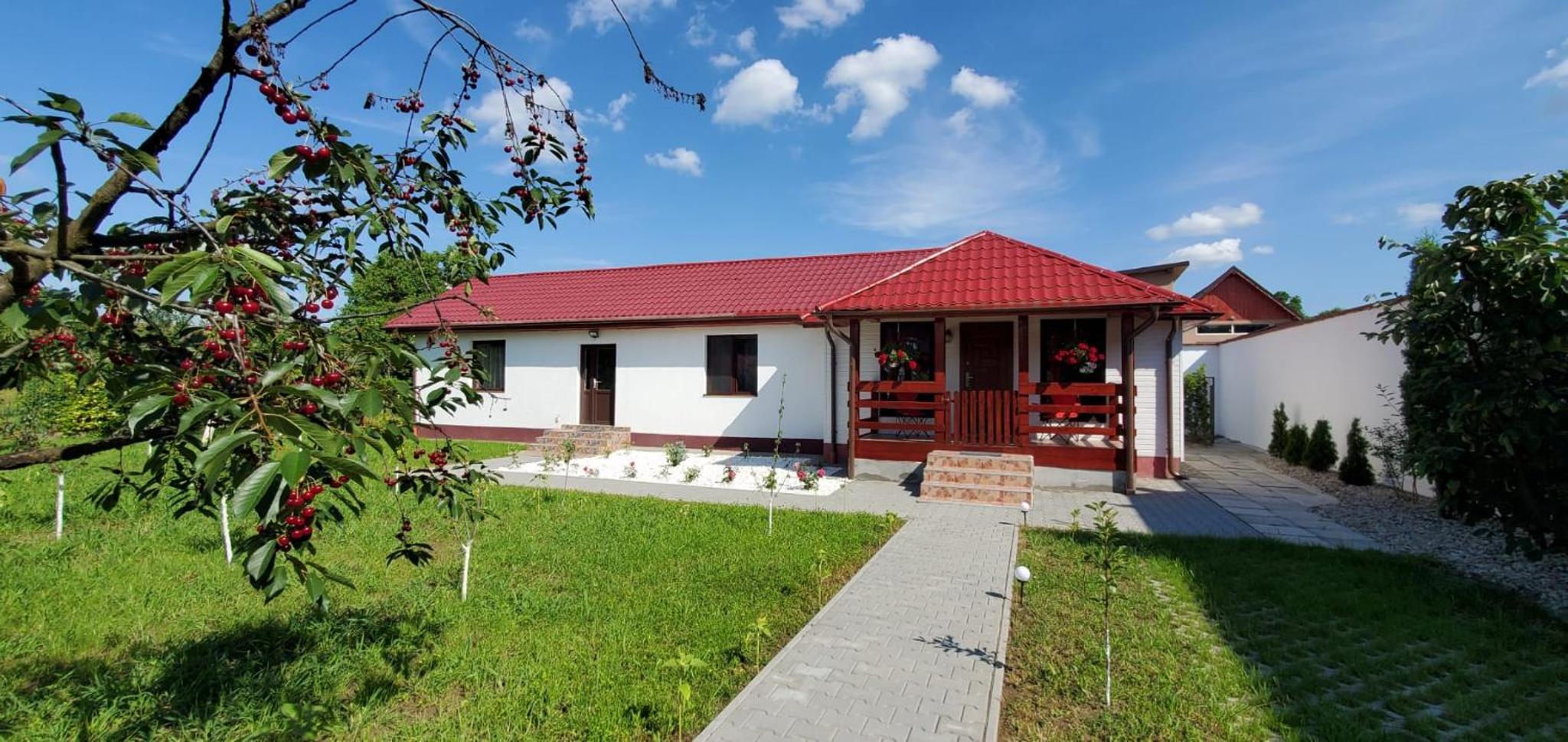 Two-Bedroom House photo 3