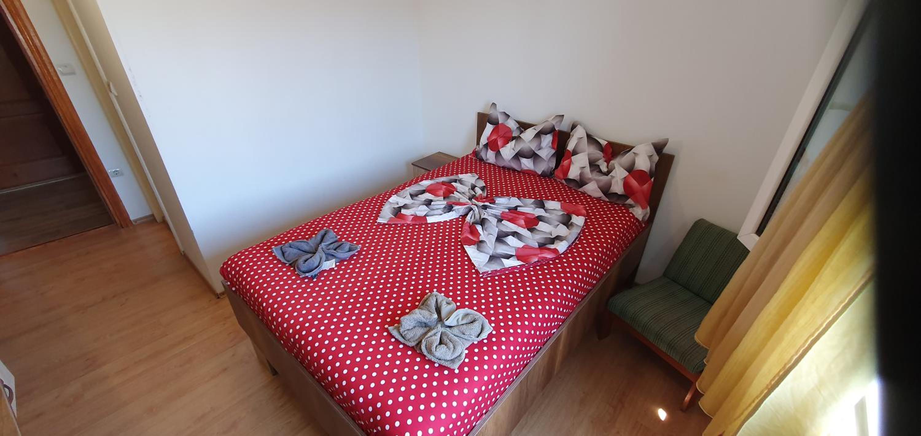 Queen Room - Photo 6