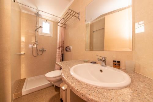 Double Room with Balcony and Sea View