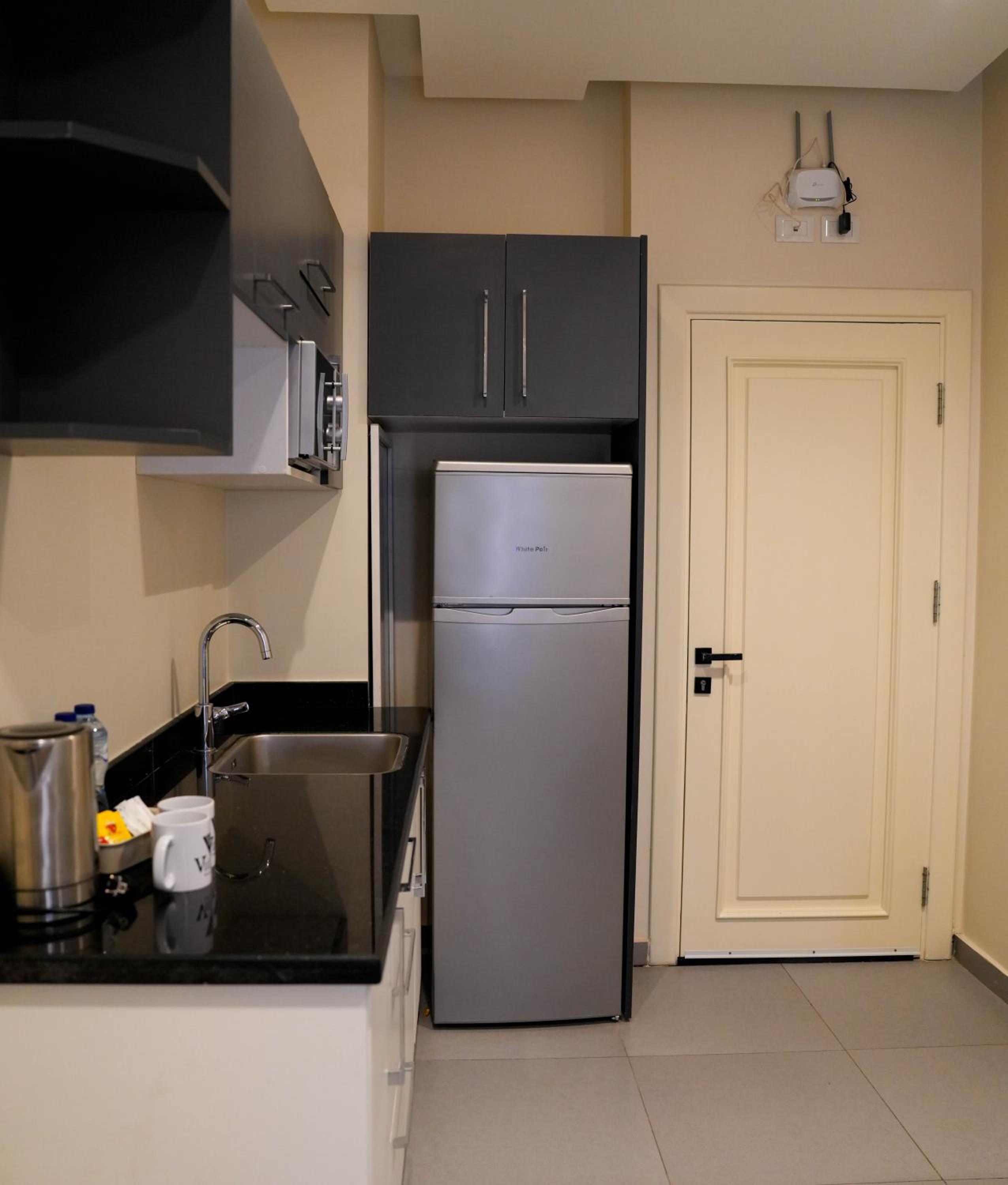 Basic Triple Room - Photo 7