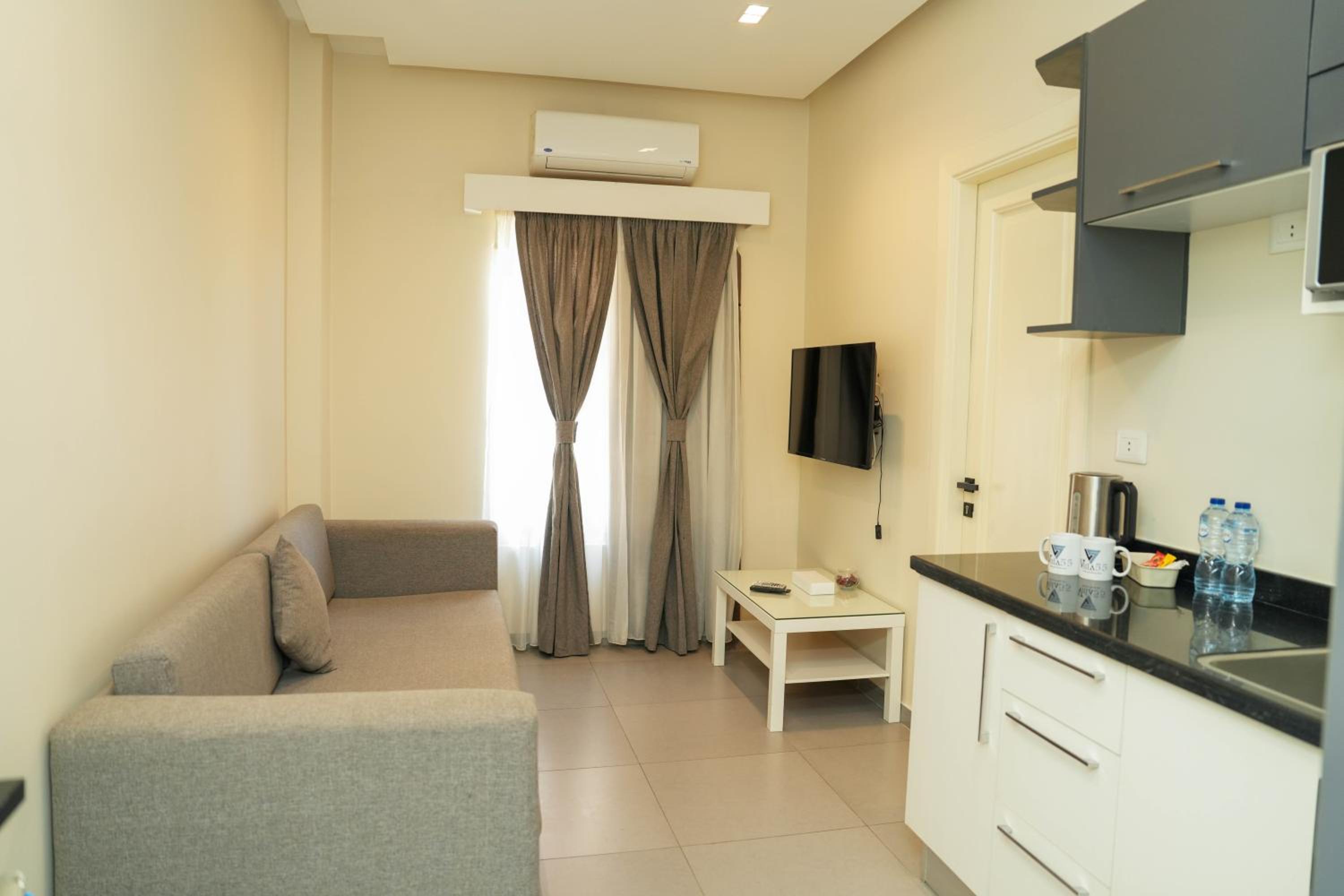 Basic Triple Room - Photo 10
