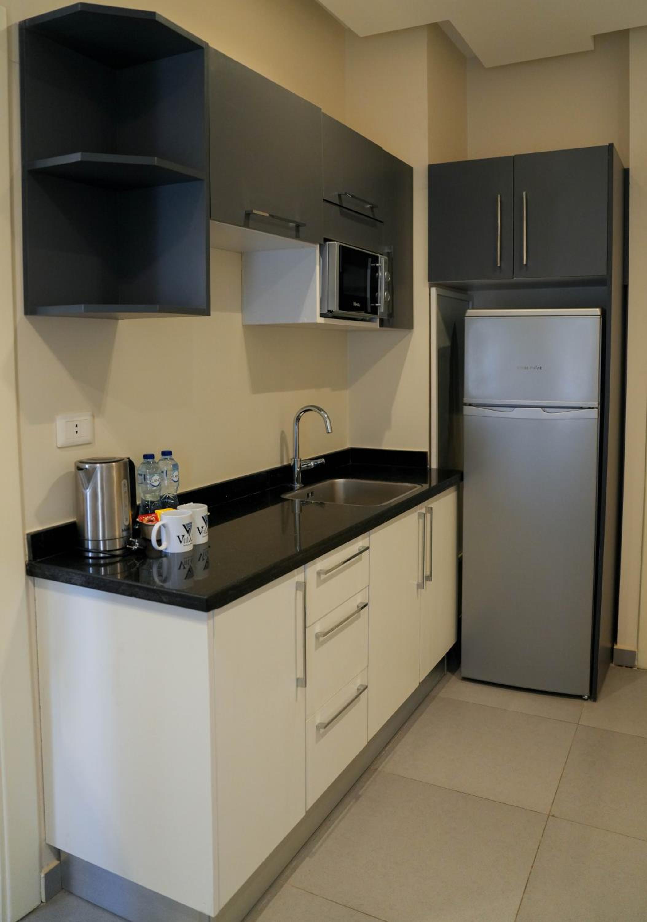 Basic Triple Room - Photo 17