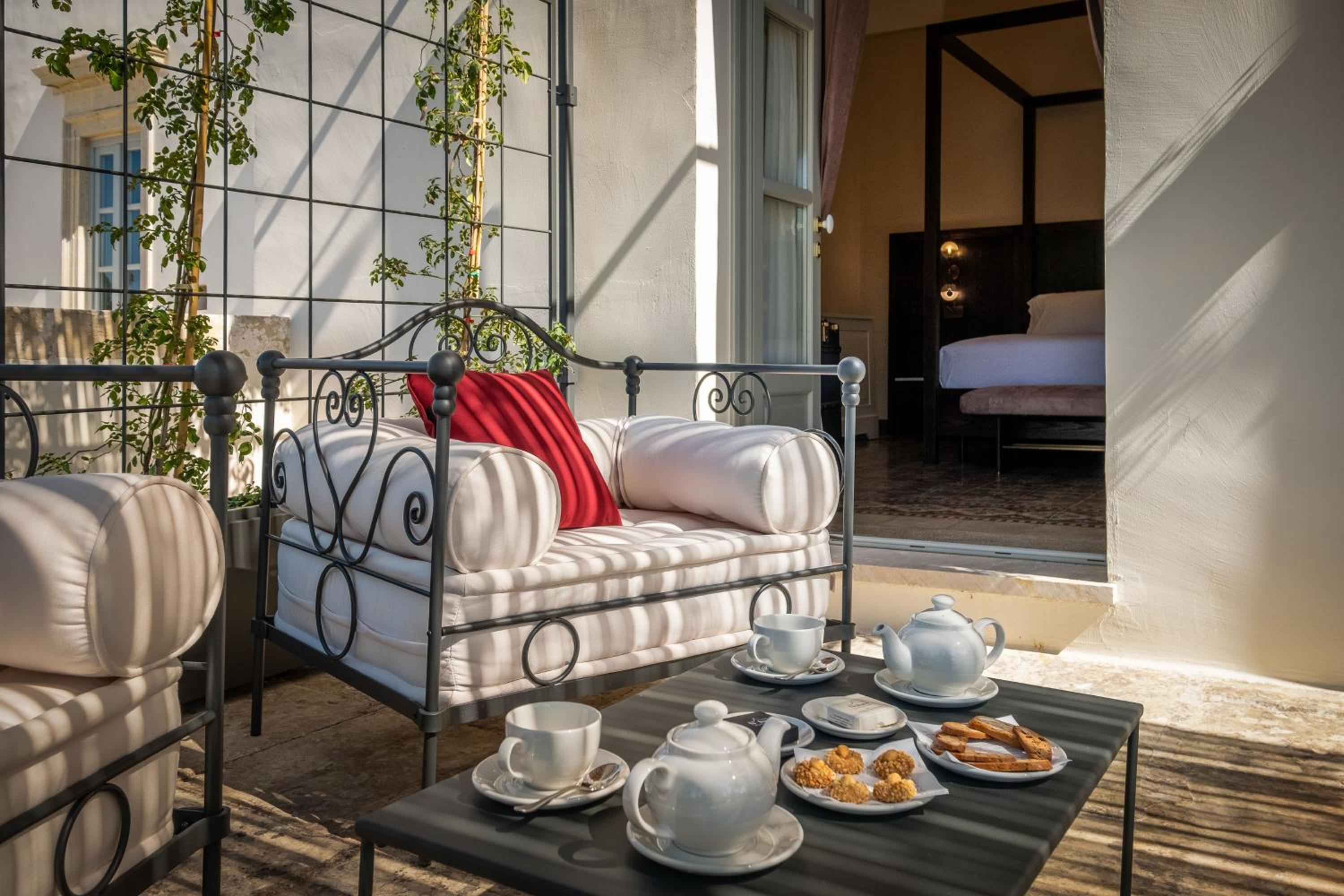 Triple Room with Terrace - Photo 8
