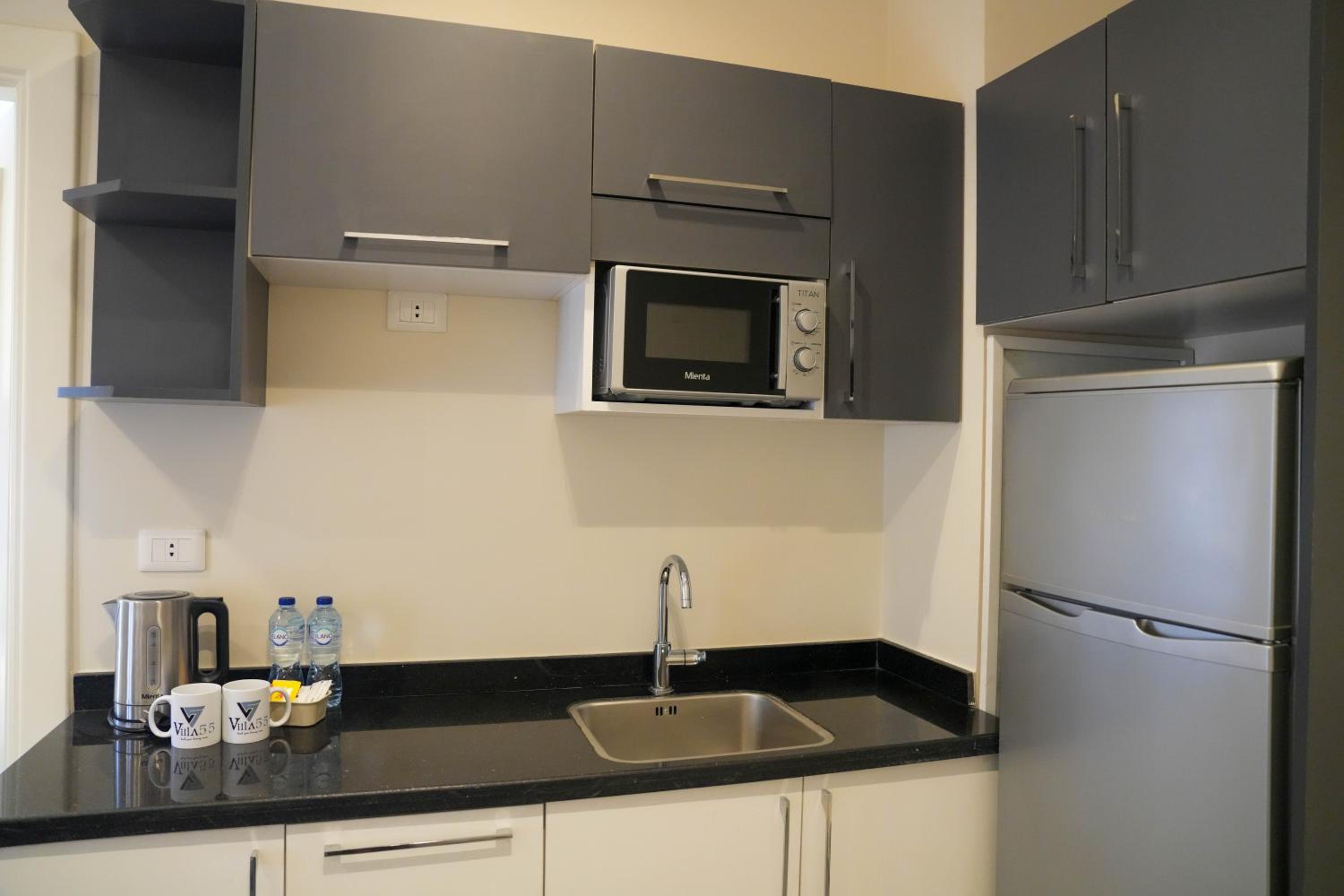 Basic Triple Room - Photo 30