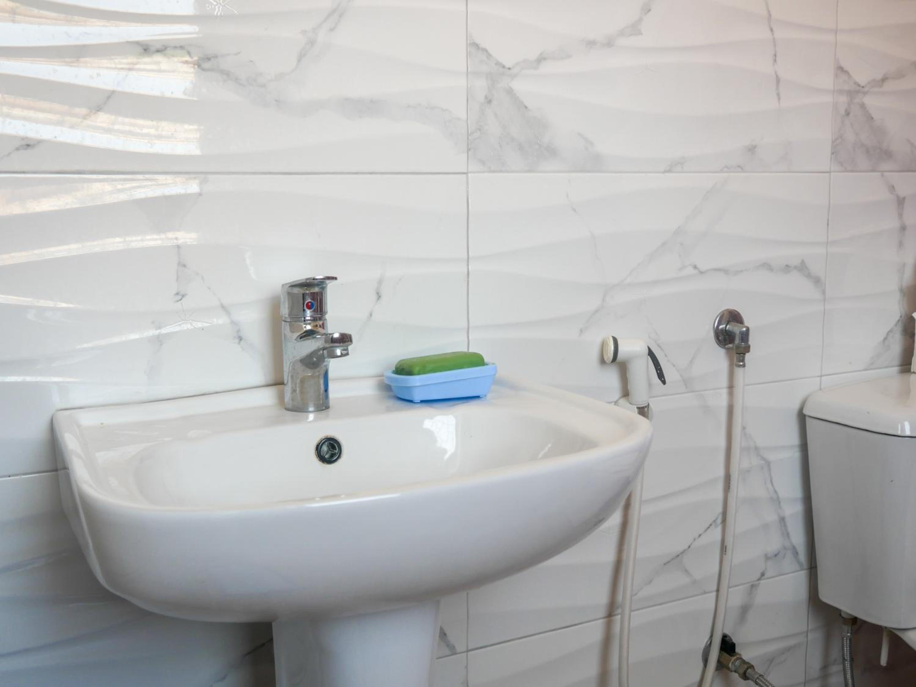 Double Room with Private Bathroom photo 3