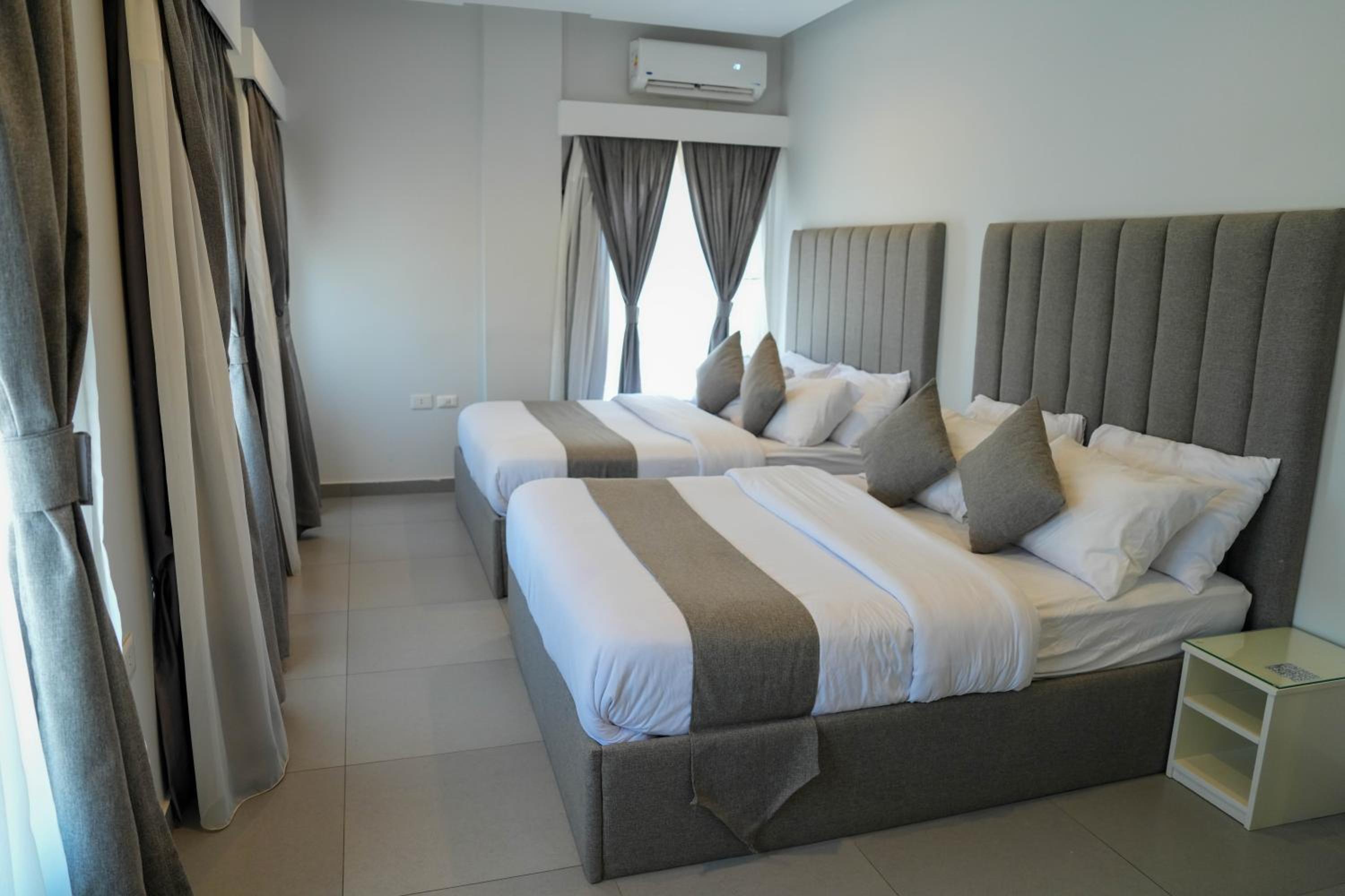One-Bedroom Apartment - Photo 49