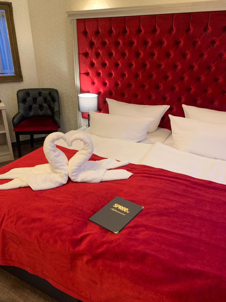 Deluxe Double Room with Extra Bed