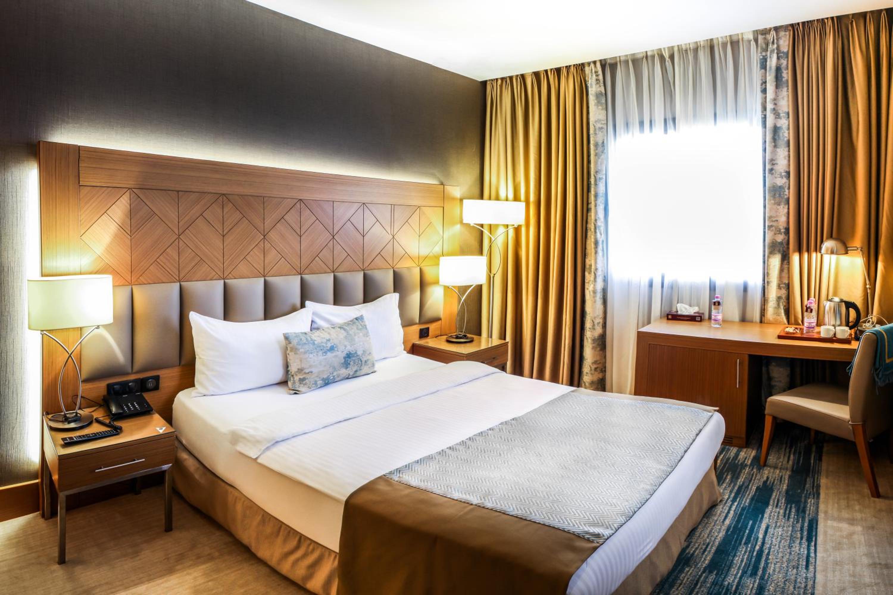 Standard King Room
